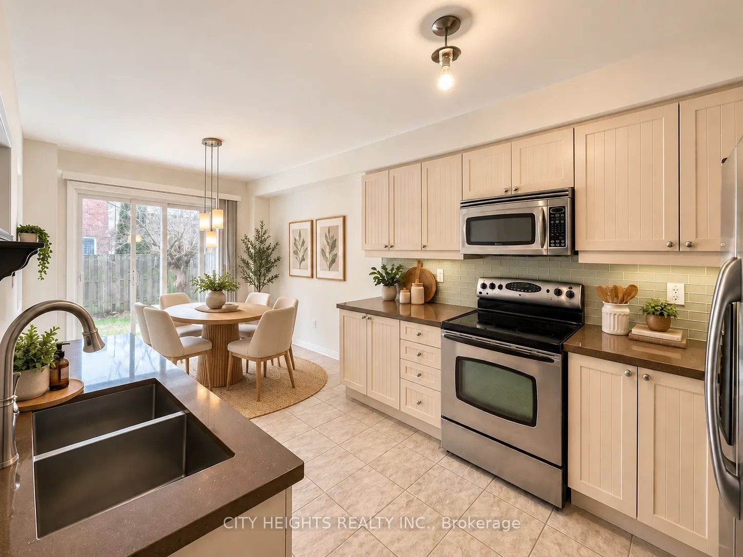 19 Sivyer Crescent Property Photo 4