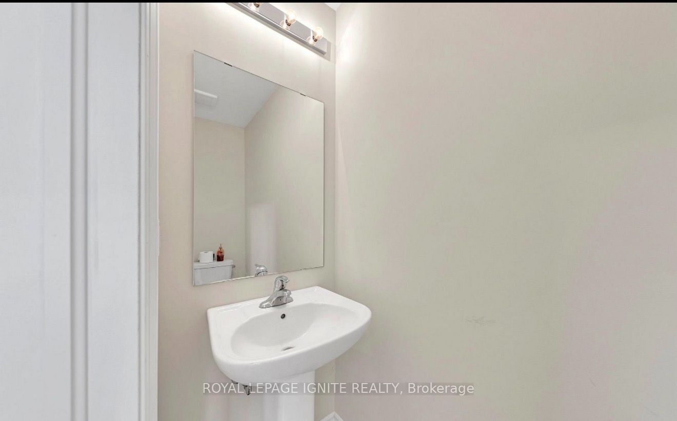 1151 Skyridge Boulevard Property Photo 6