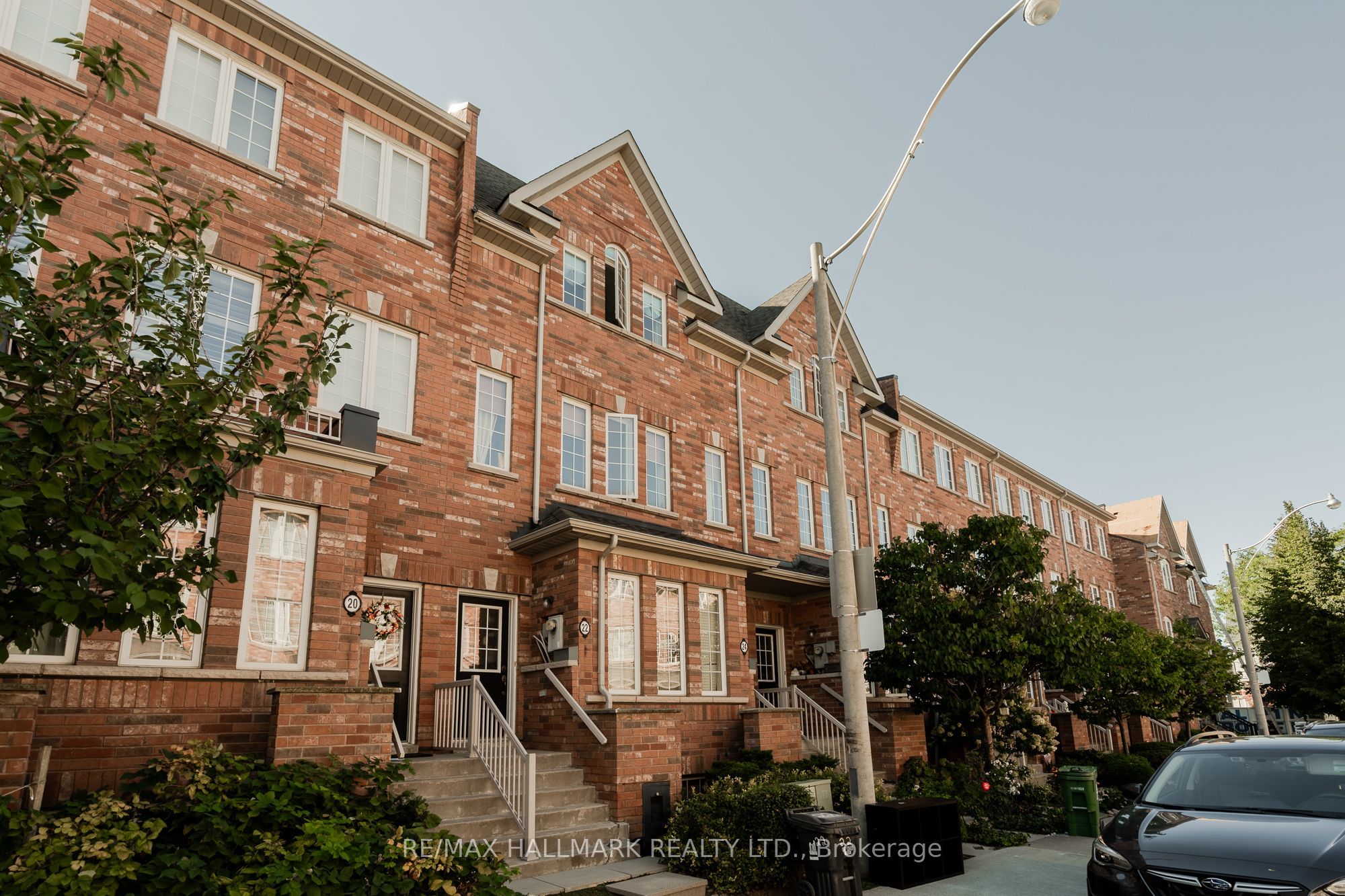 24 Carnahan Terrace Property Photo 1