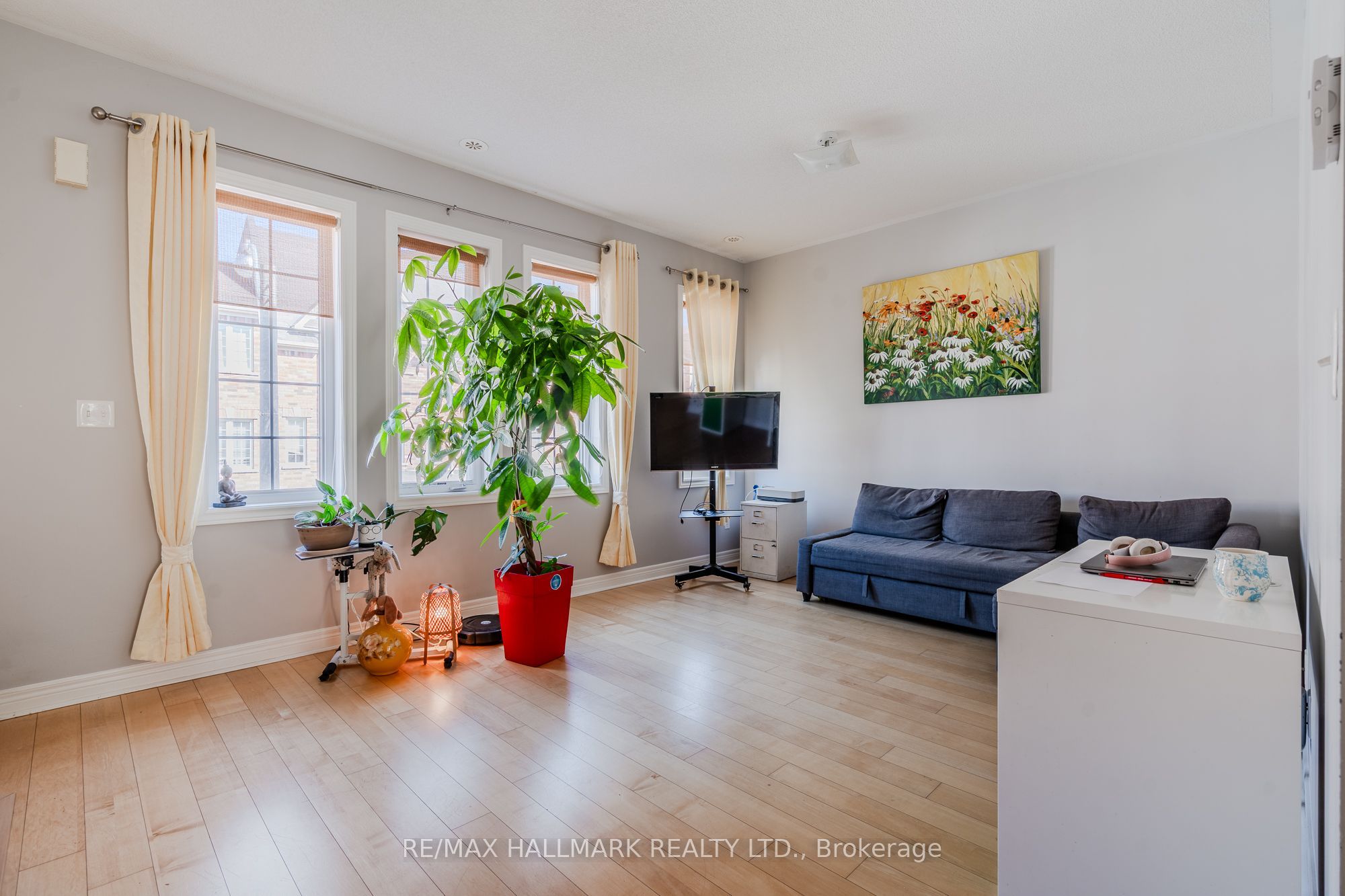 24 Carnahan Terrace Property Photo 2