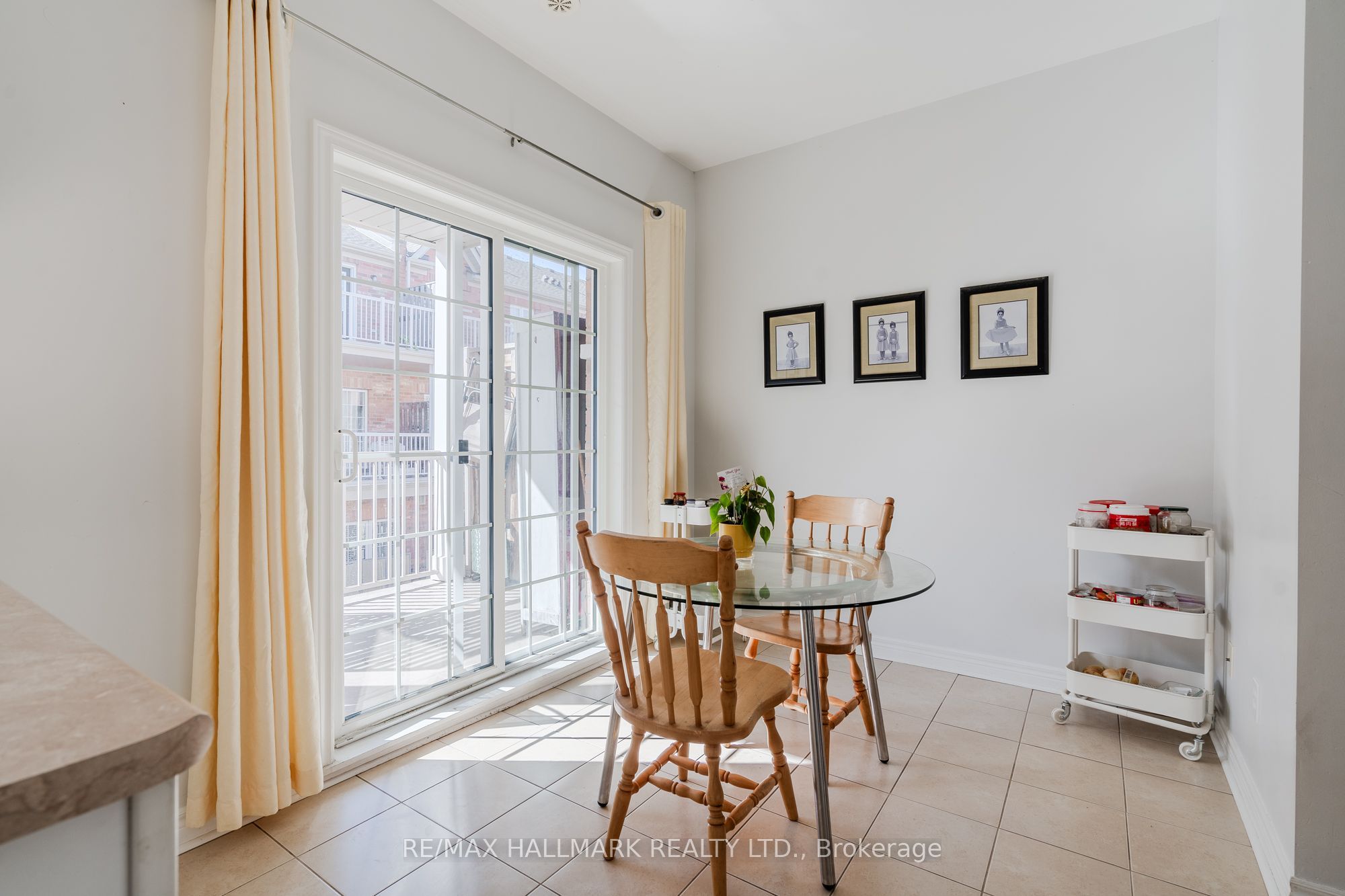 24 Carnahan Terrace Property Photo 6