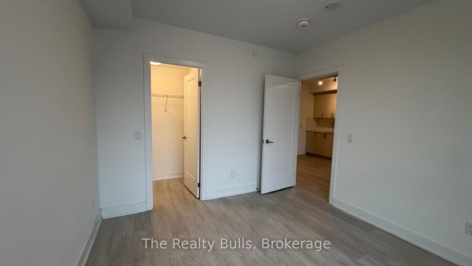2545 Simcoe Street 235 Property Photo 20