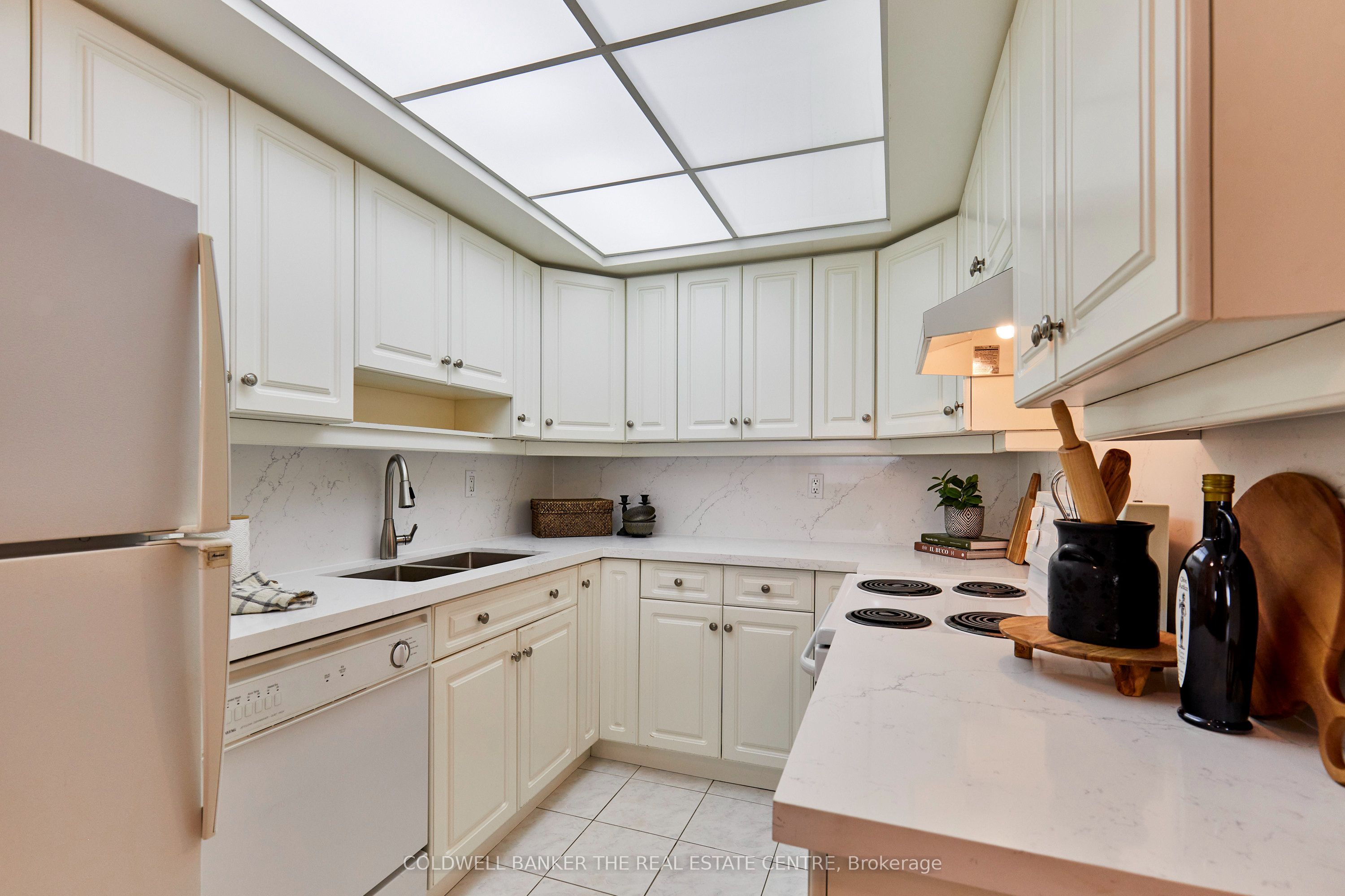 121 Ling Road 202 Property Photo 15