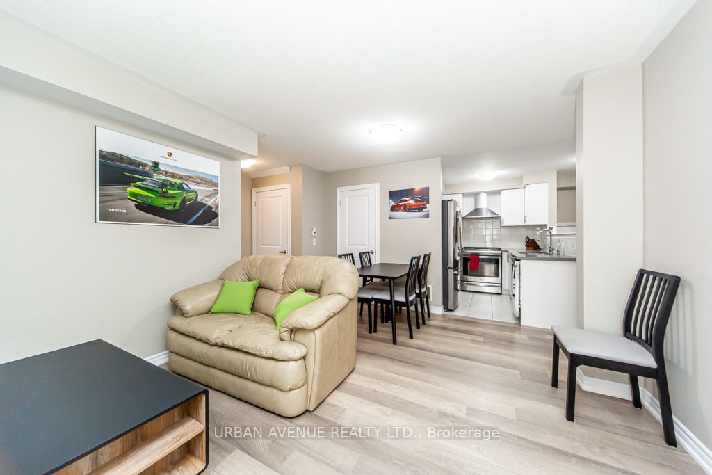 2500 Hill Rise Court 43 Property Photo 12