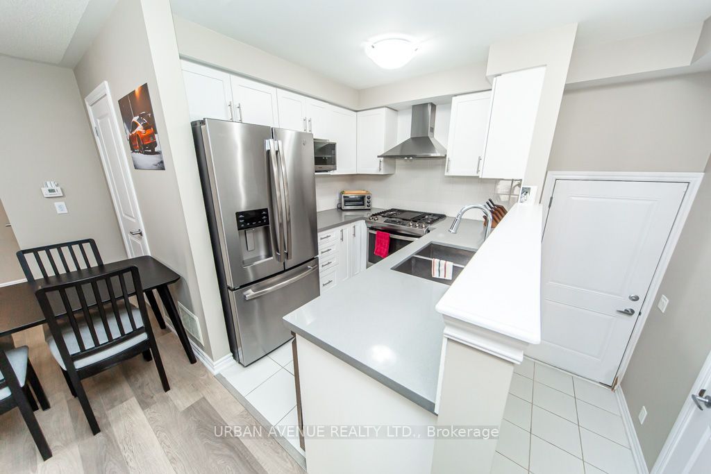 2500 Hill Rise Court 43 Property Photo 21