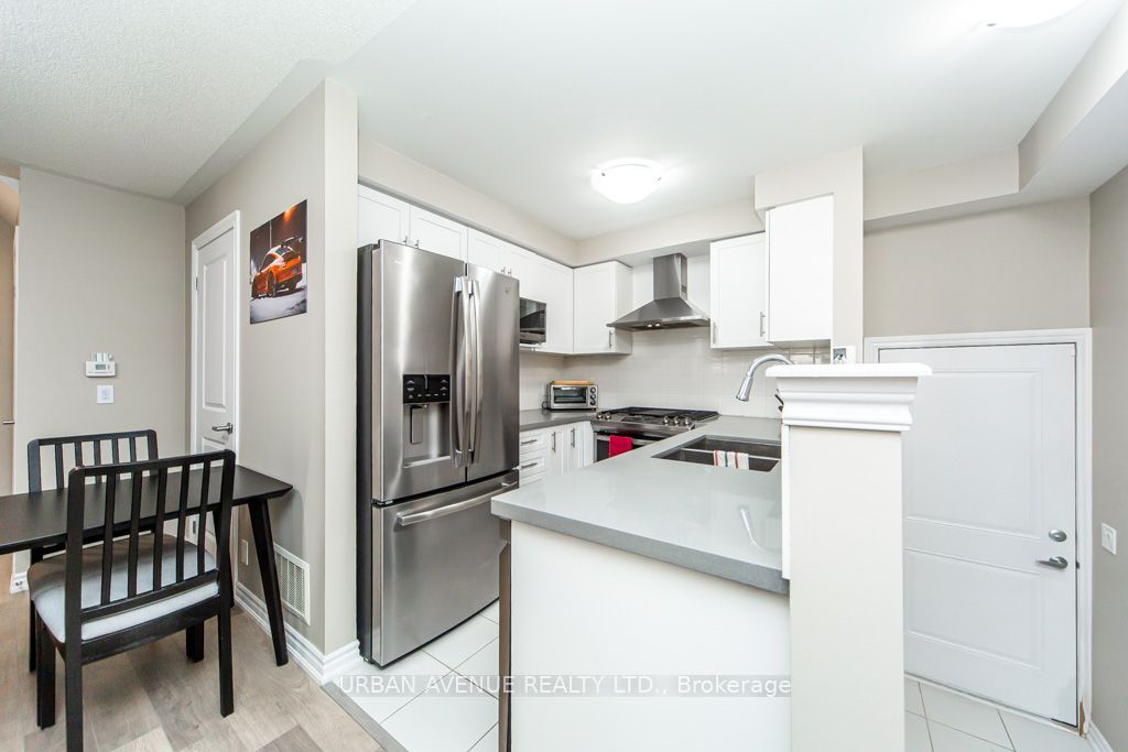 2500 Hill Rise Court 43 Property Photo 22
