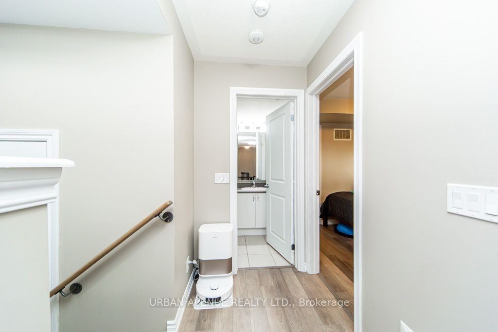 2500 Hill Rise Court 43 Property Photo 24