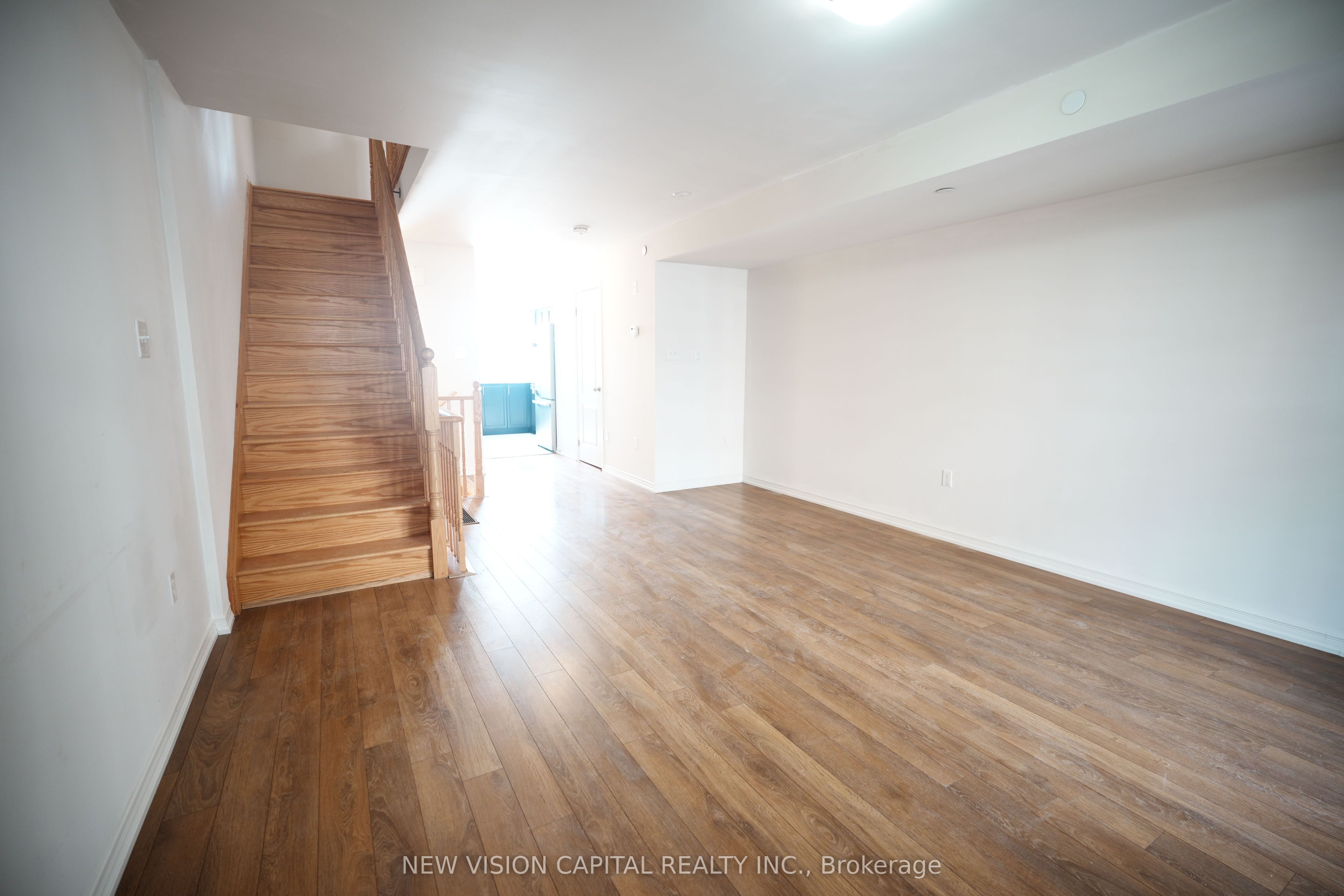 2298 Chevron Prince Path Property Photo 7