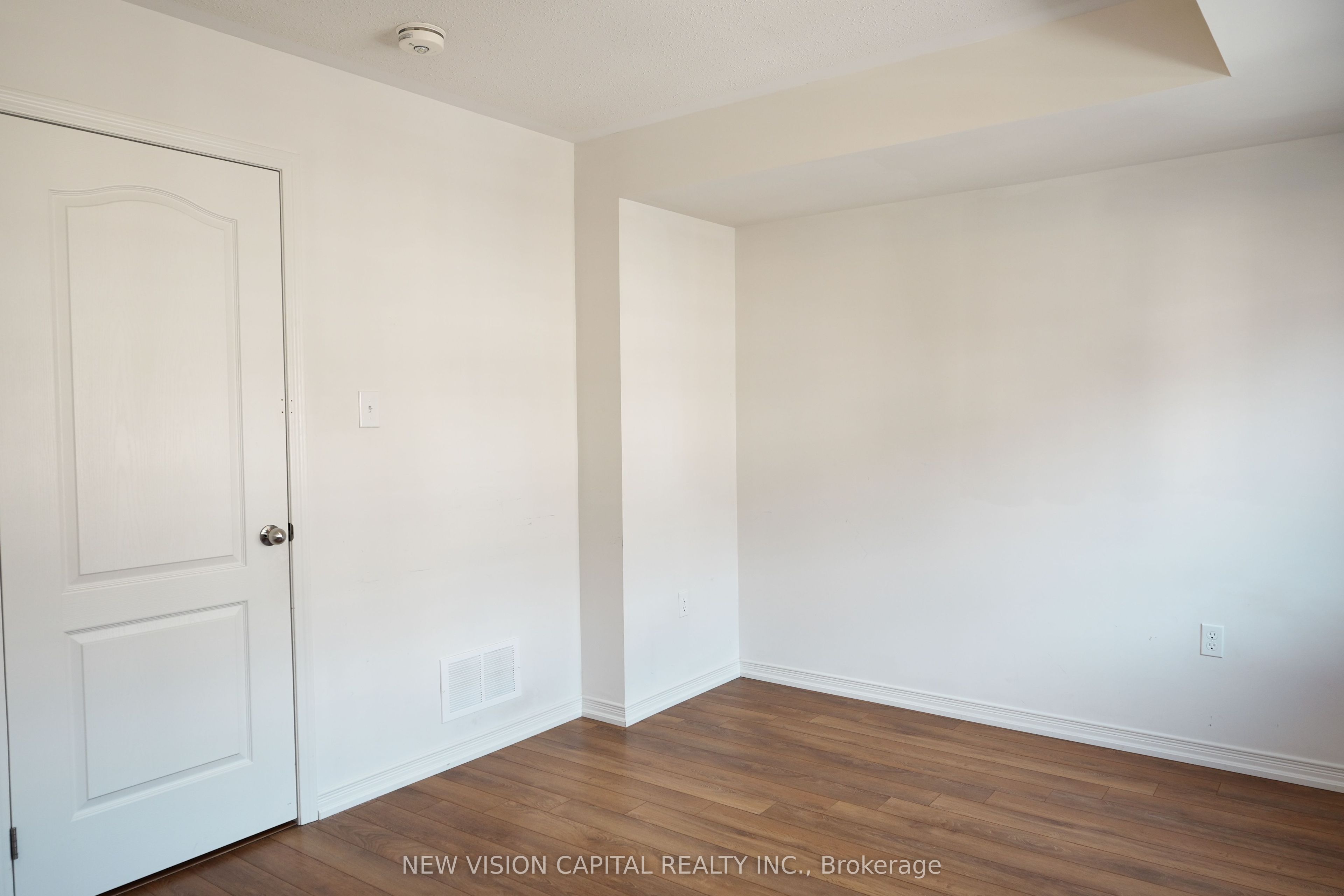 2298 Chevron Prince Path Property Photo 13