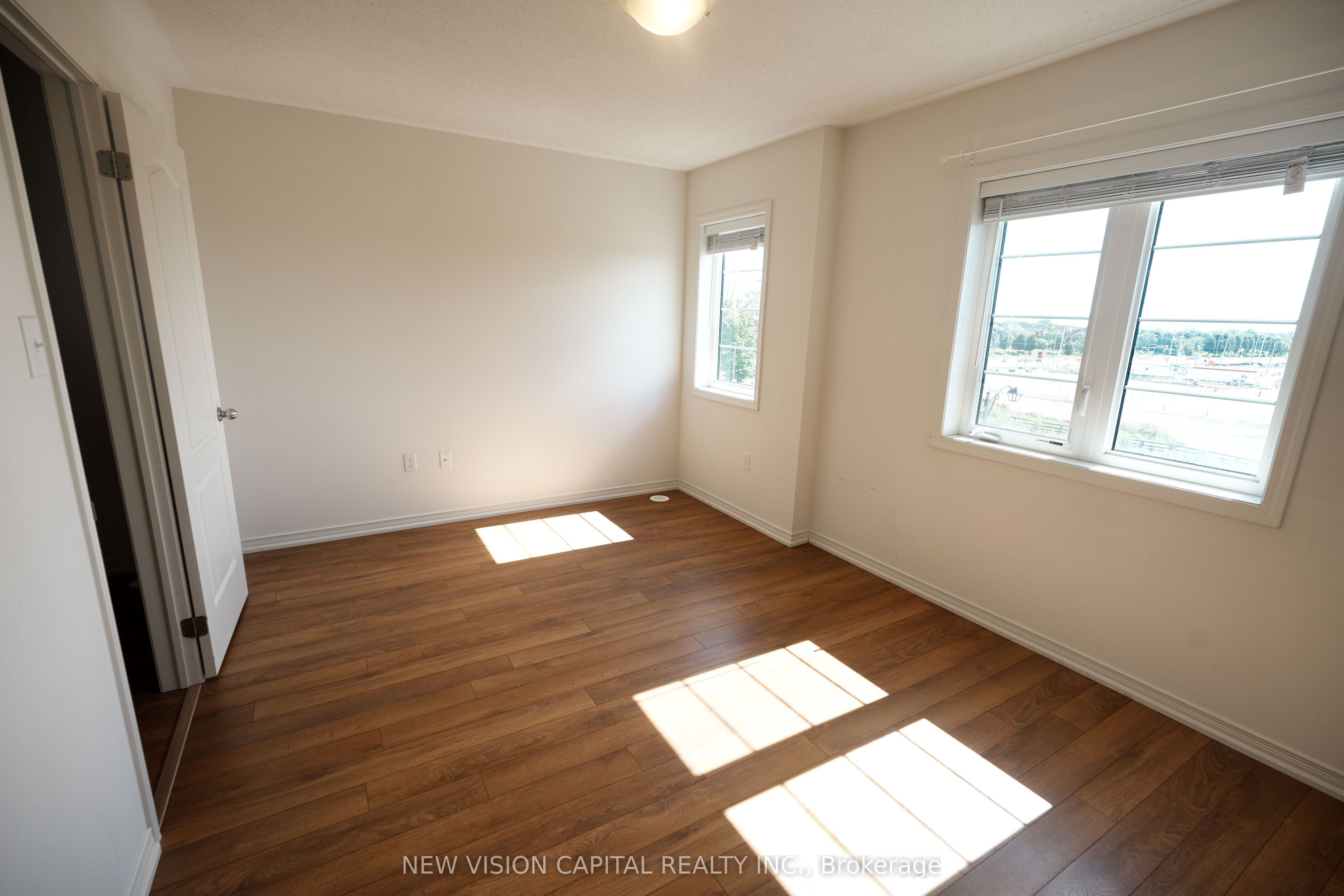2298 Chevron Prince Path Property Photo 19