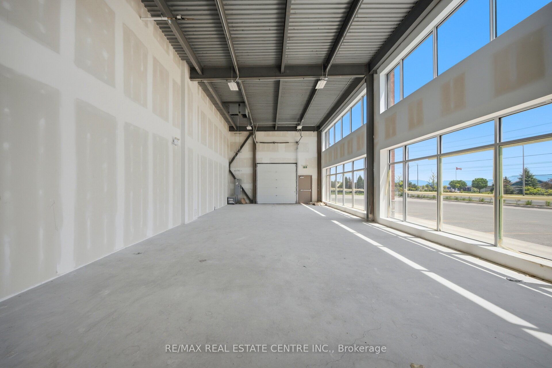 452 Taunton Road Unit 1 Property Photo 6