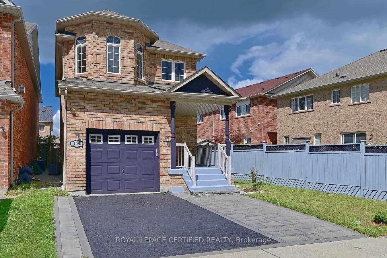 105 Howling Crescent Property Photo 1