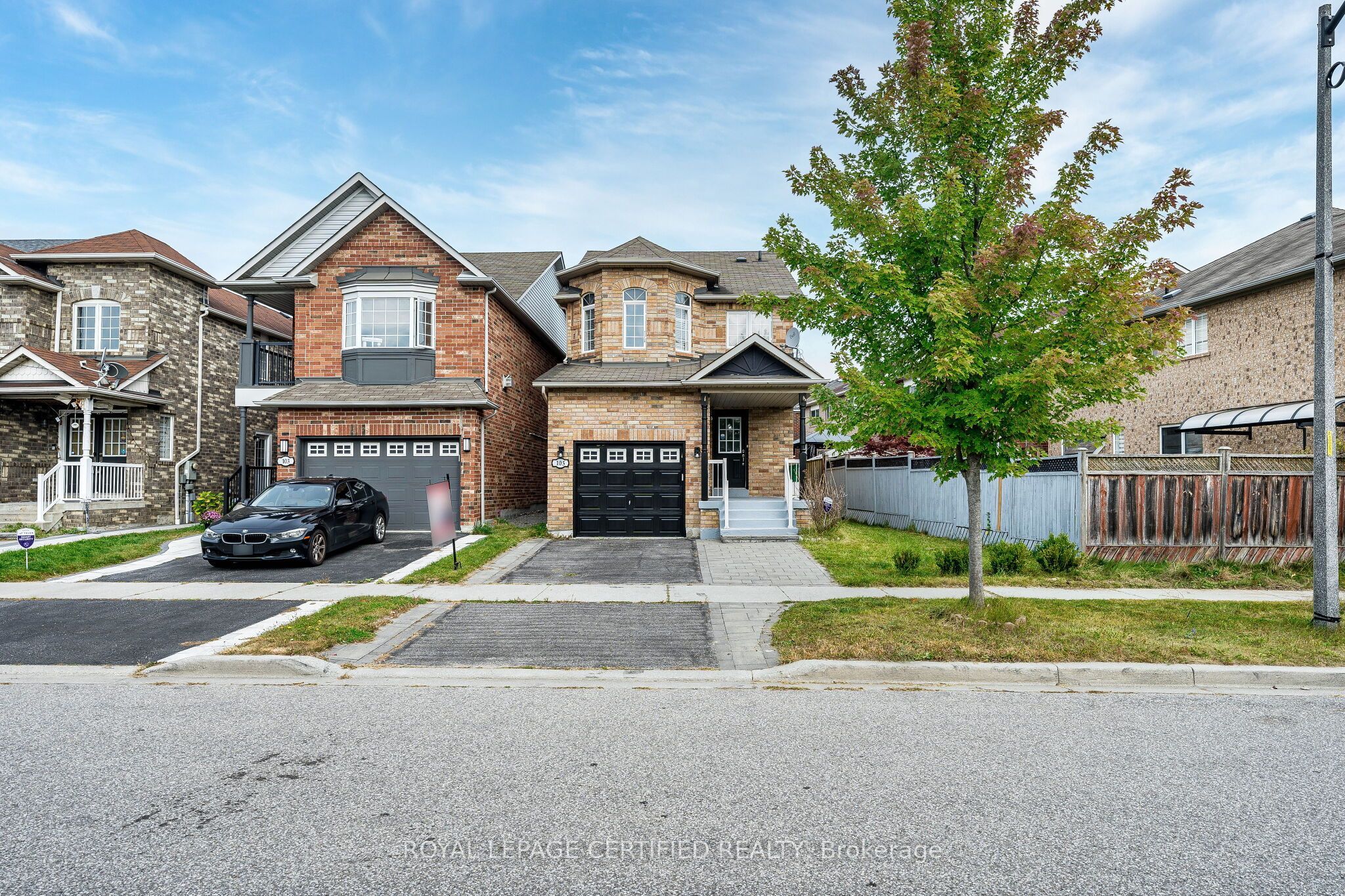 105 Howling Crescent Property Photo 3
