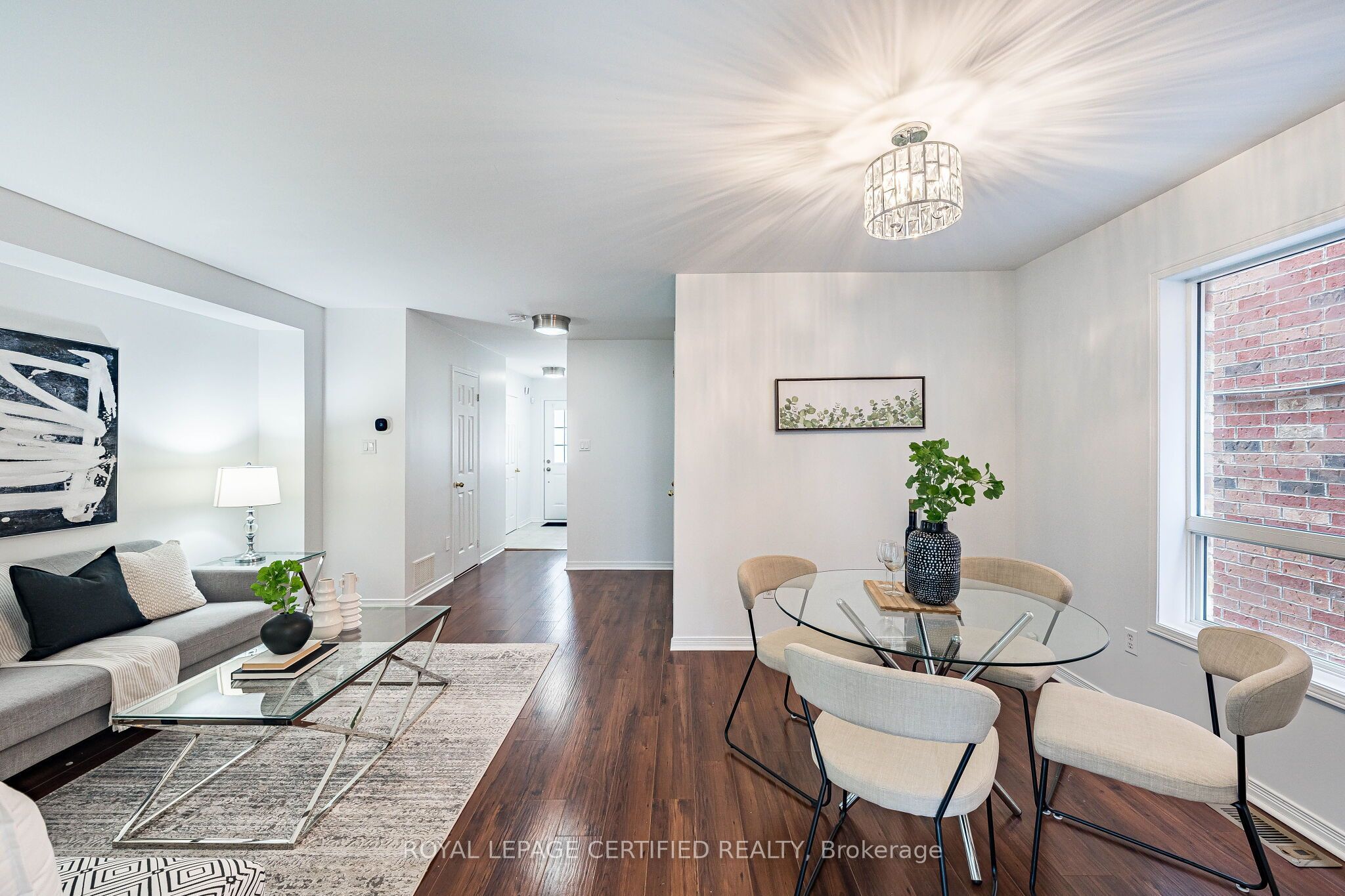 105 Howling Crescent Property Photo 16