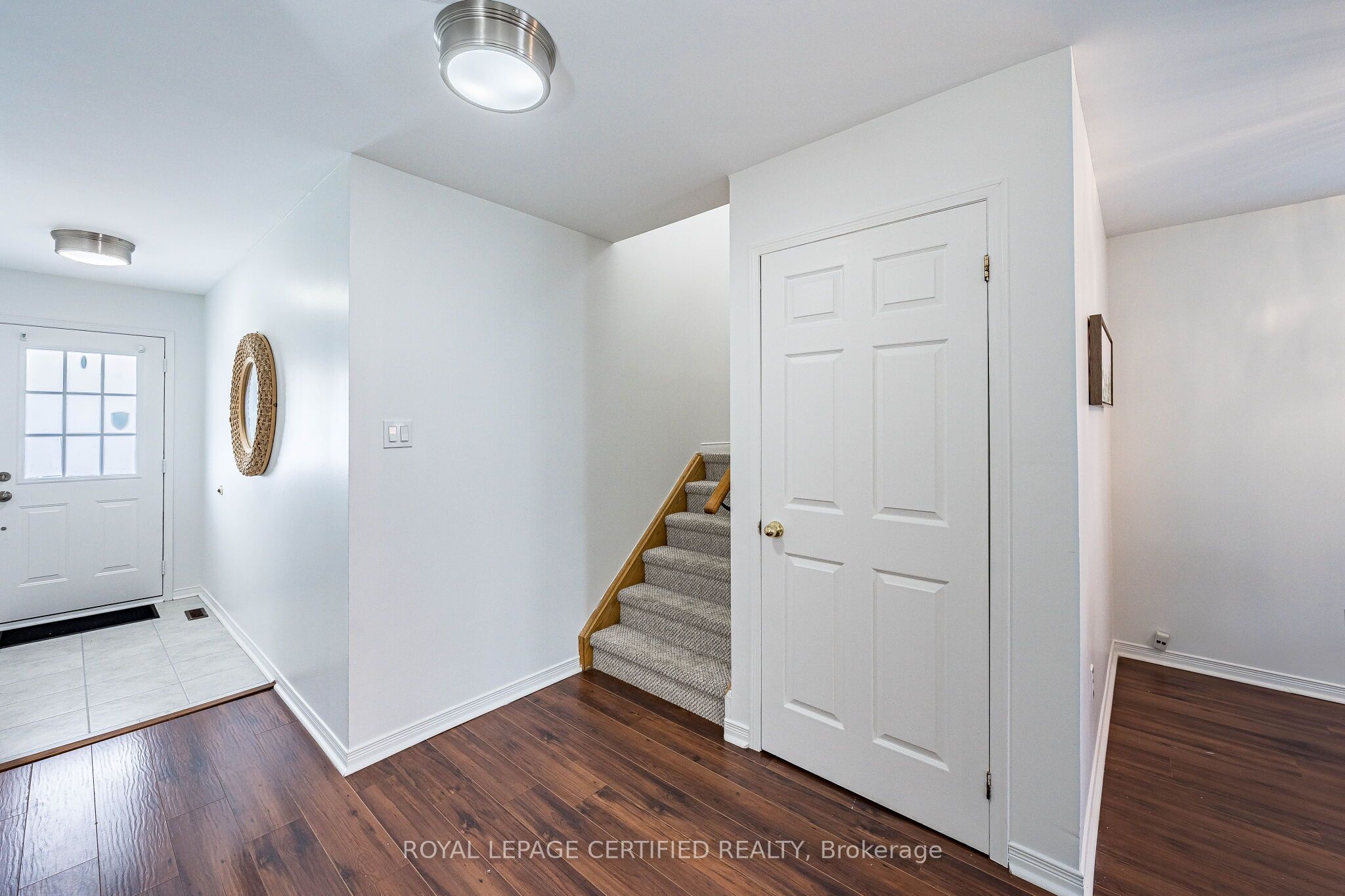 105 Howling Crescent Property Photo 28