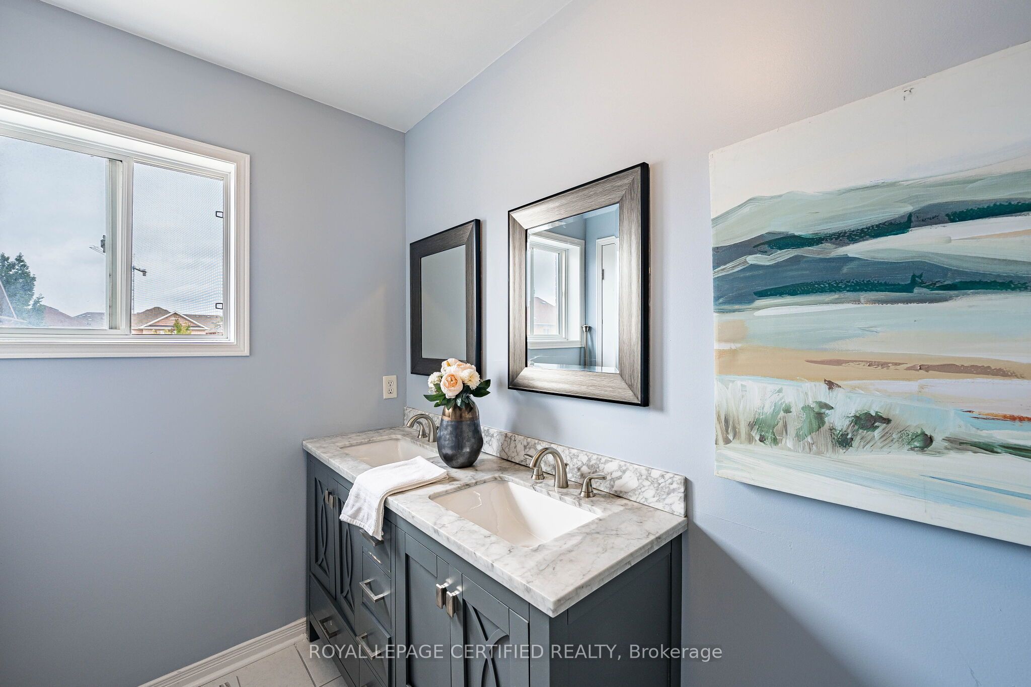 105 Howling Crescent Property Photo 35