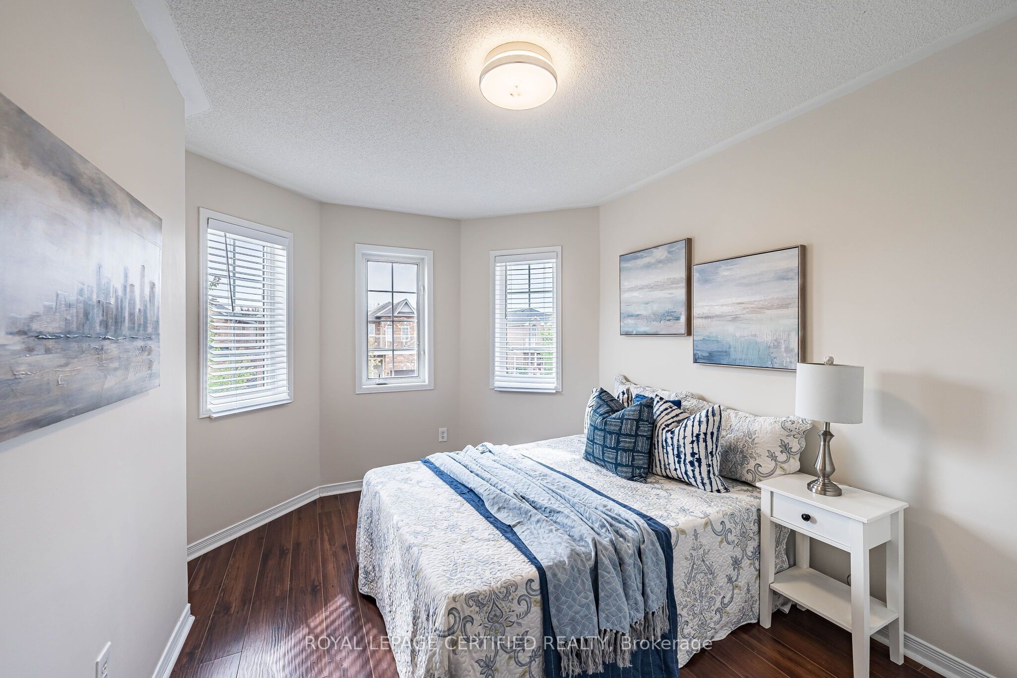 105 Howling Crescent Property Photo 37