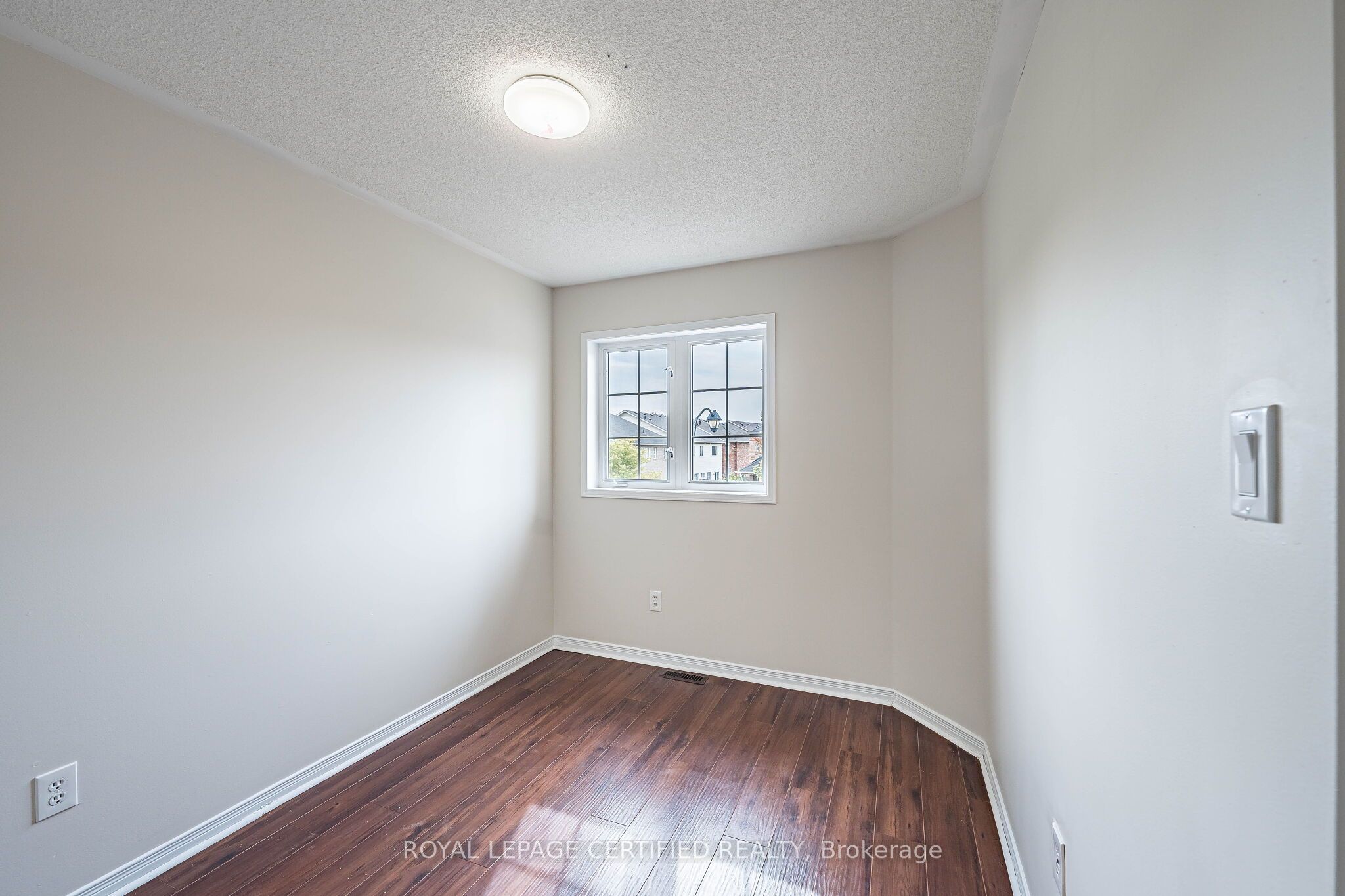 105 Howling Crescent Property Photo 40