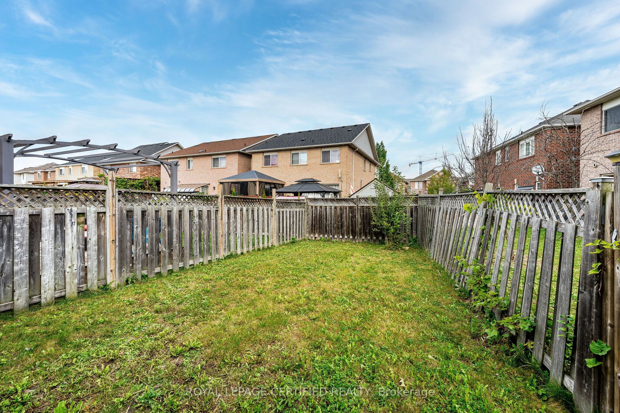 105 Howling Crescent Property Photo 48