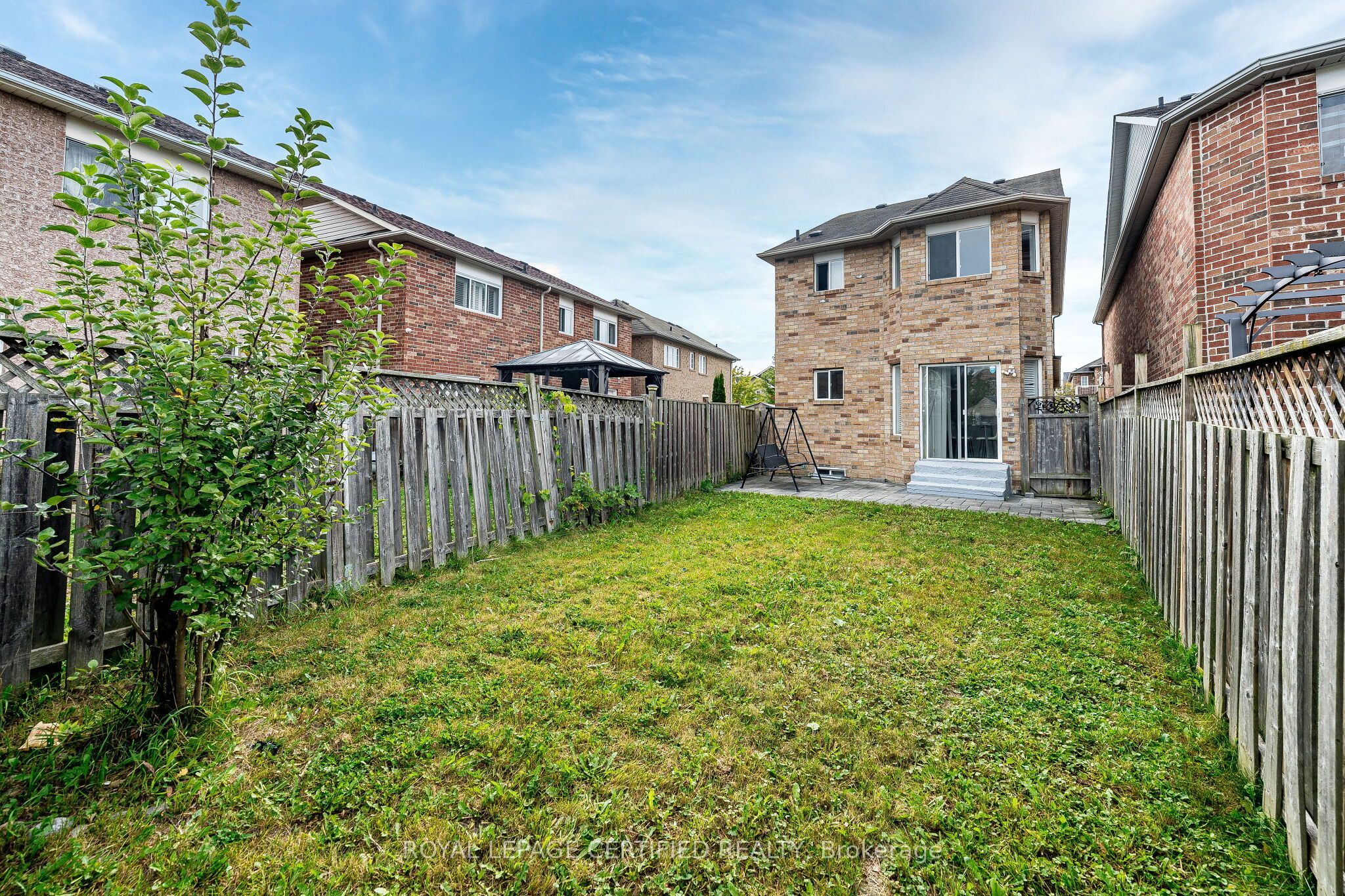 105 Howling Crescent Property Photo 49
