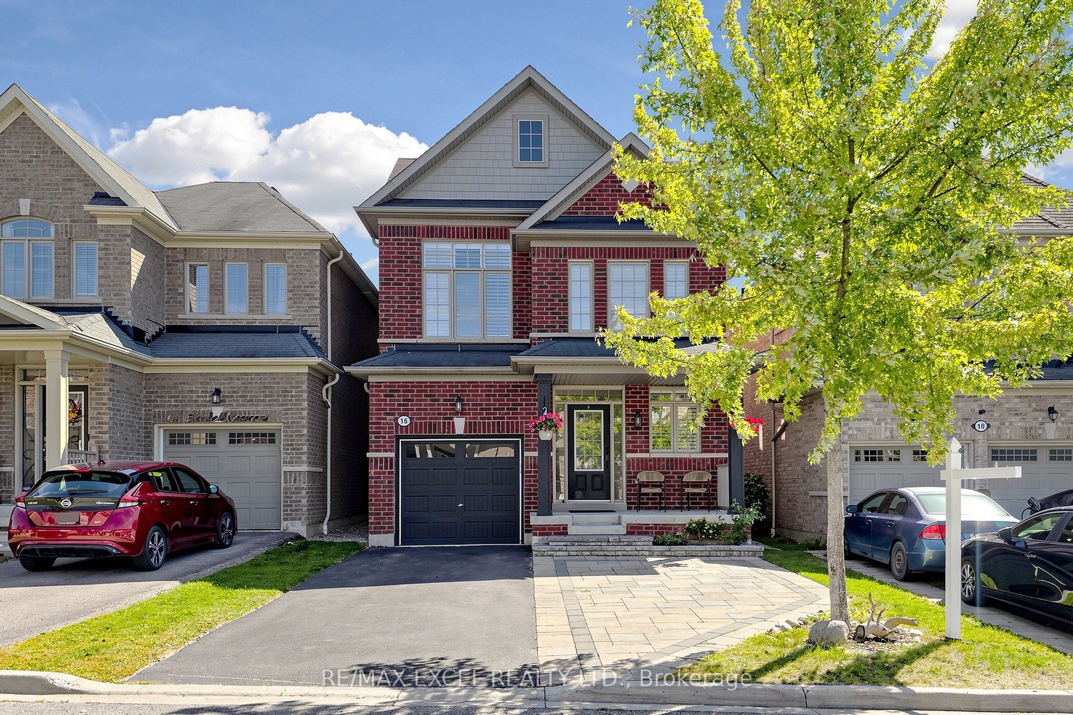 16 Stockell Crescent Property Photo 1
