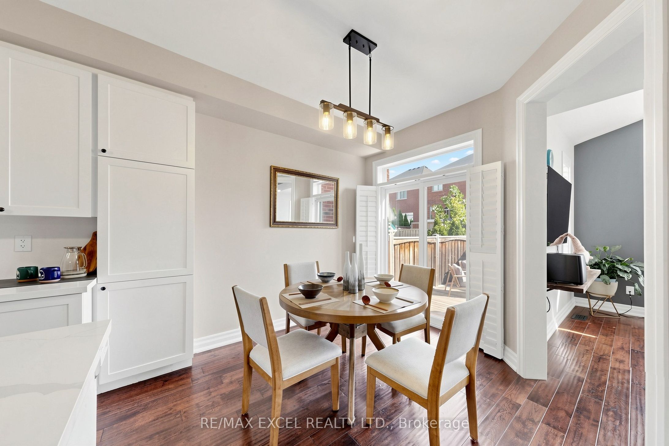 16 Stockell Crescent Property Photo 16