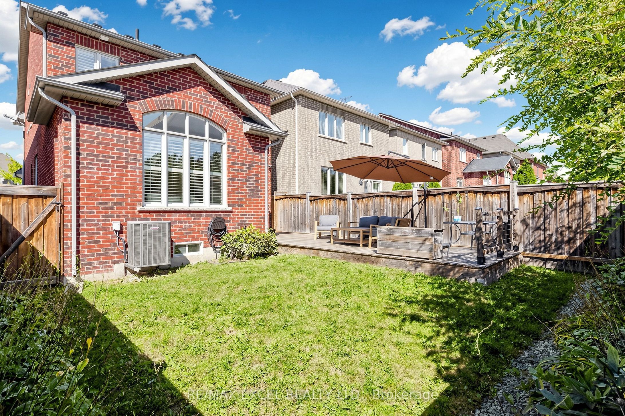 16 Stockell Crescent Property Photo 45