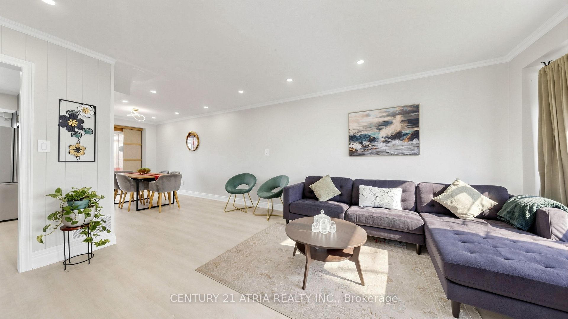 982 Renfrew Court Property Photo 6