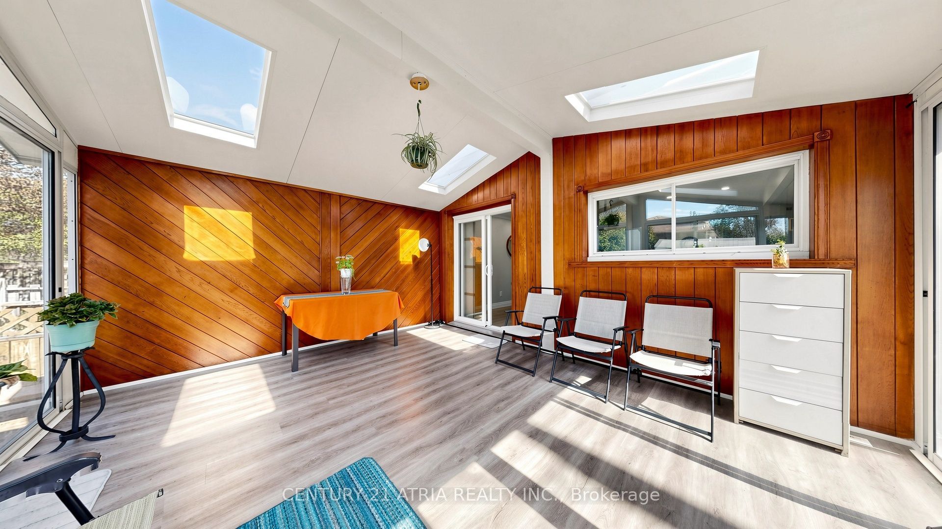 982 Renfrew Court Property Photo 16