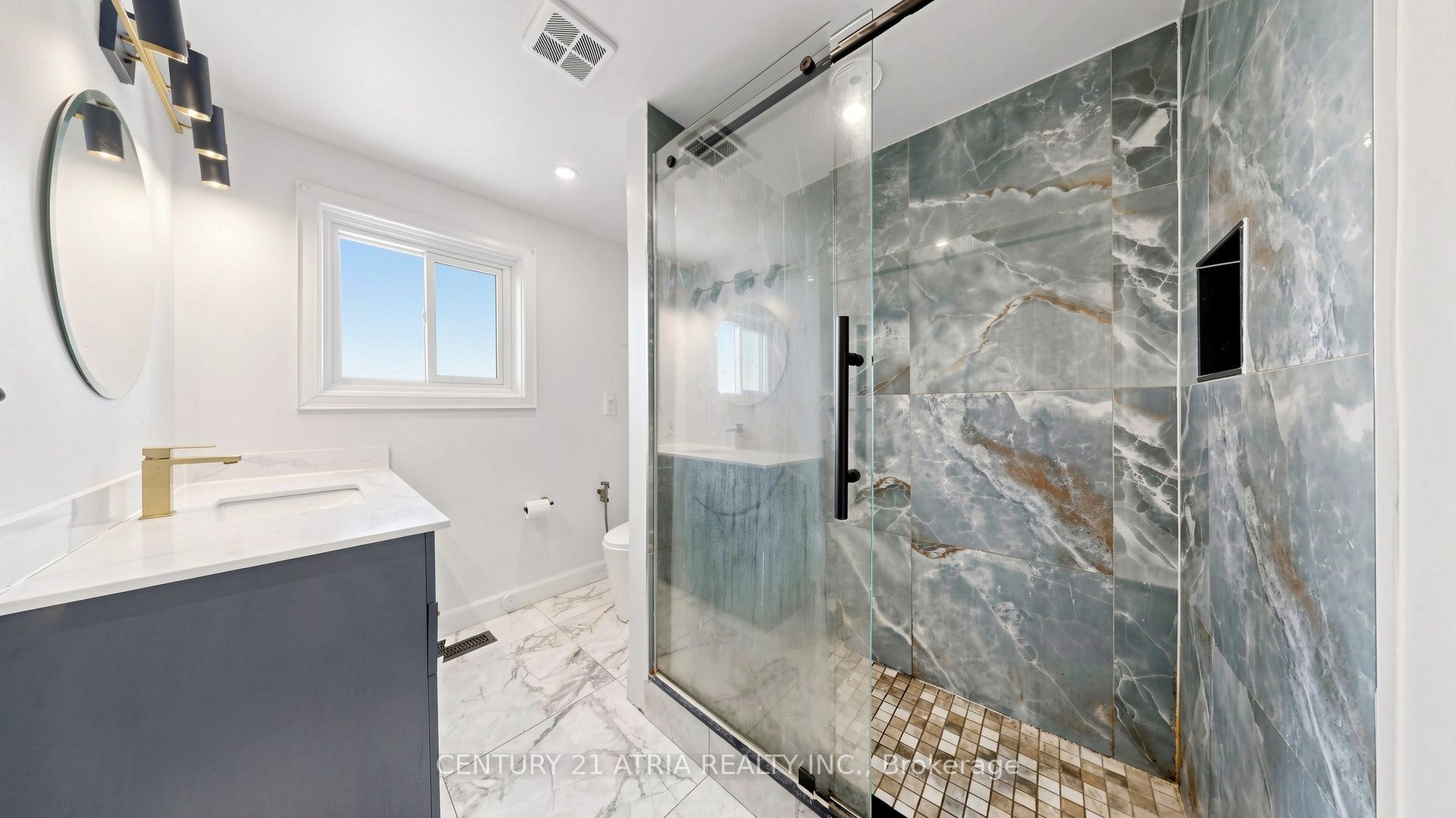 982 Renfrew Court Property Photo 27