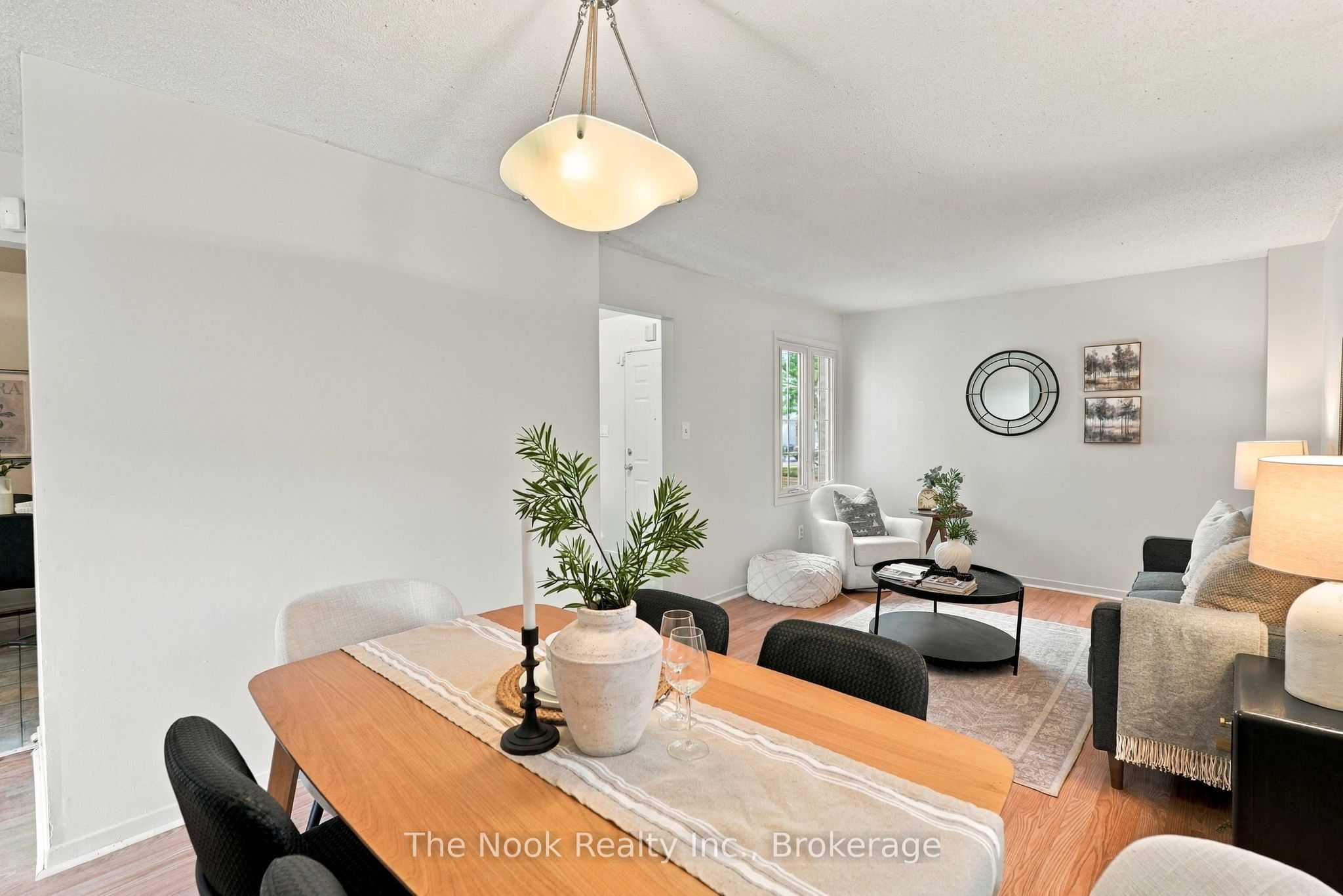 27 Field Crescent Property Photo 8