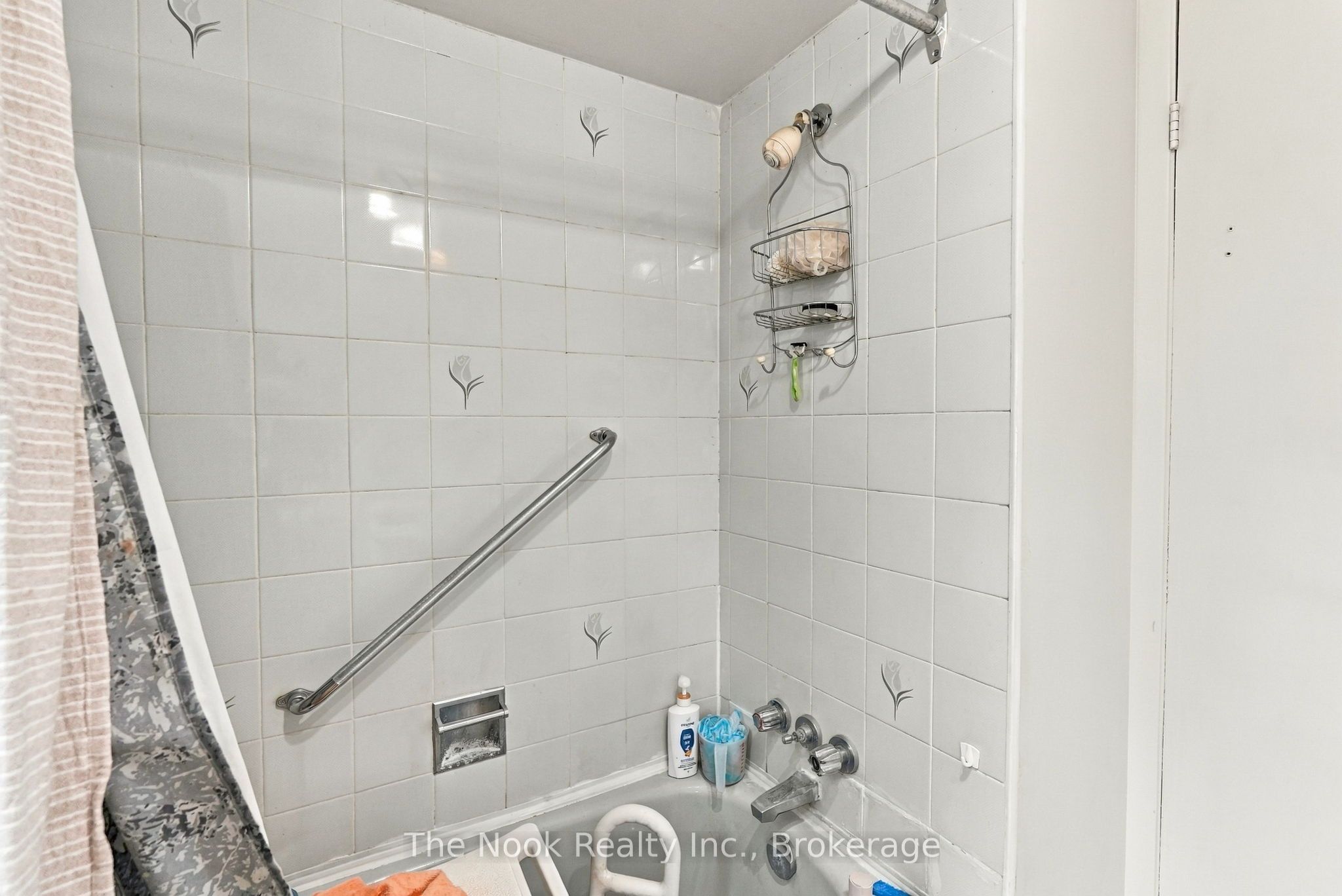 27 Field Crescent Property Photo 22
