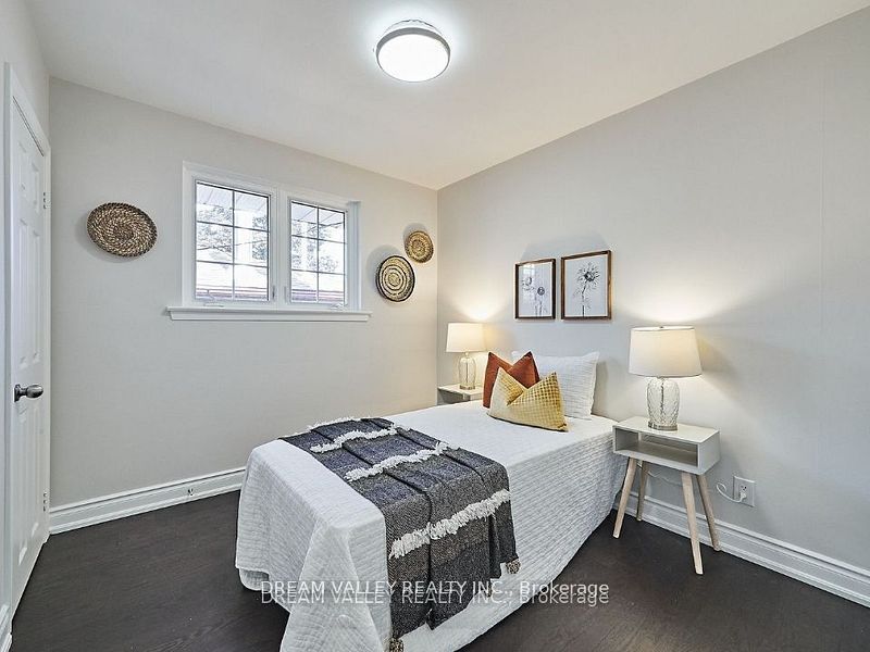 24 Gable Place Main Property Photo 16