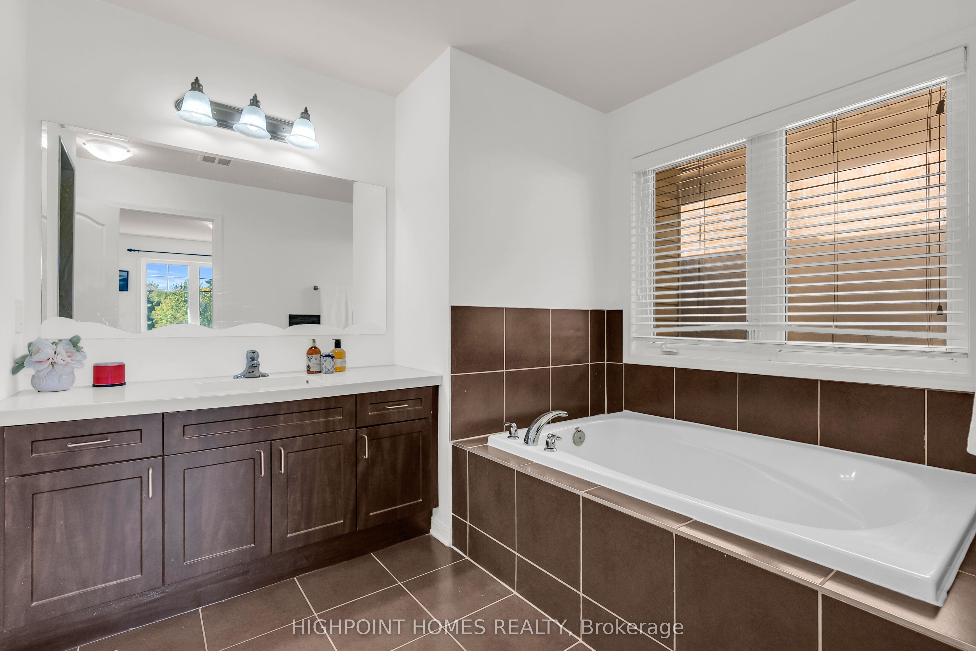 1802 Liatris Drive Property Photo 23