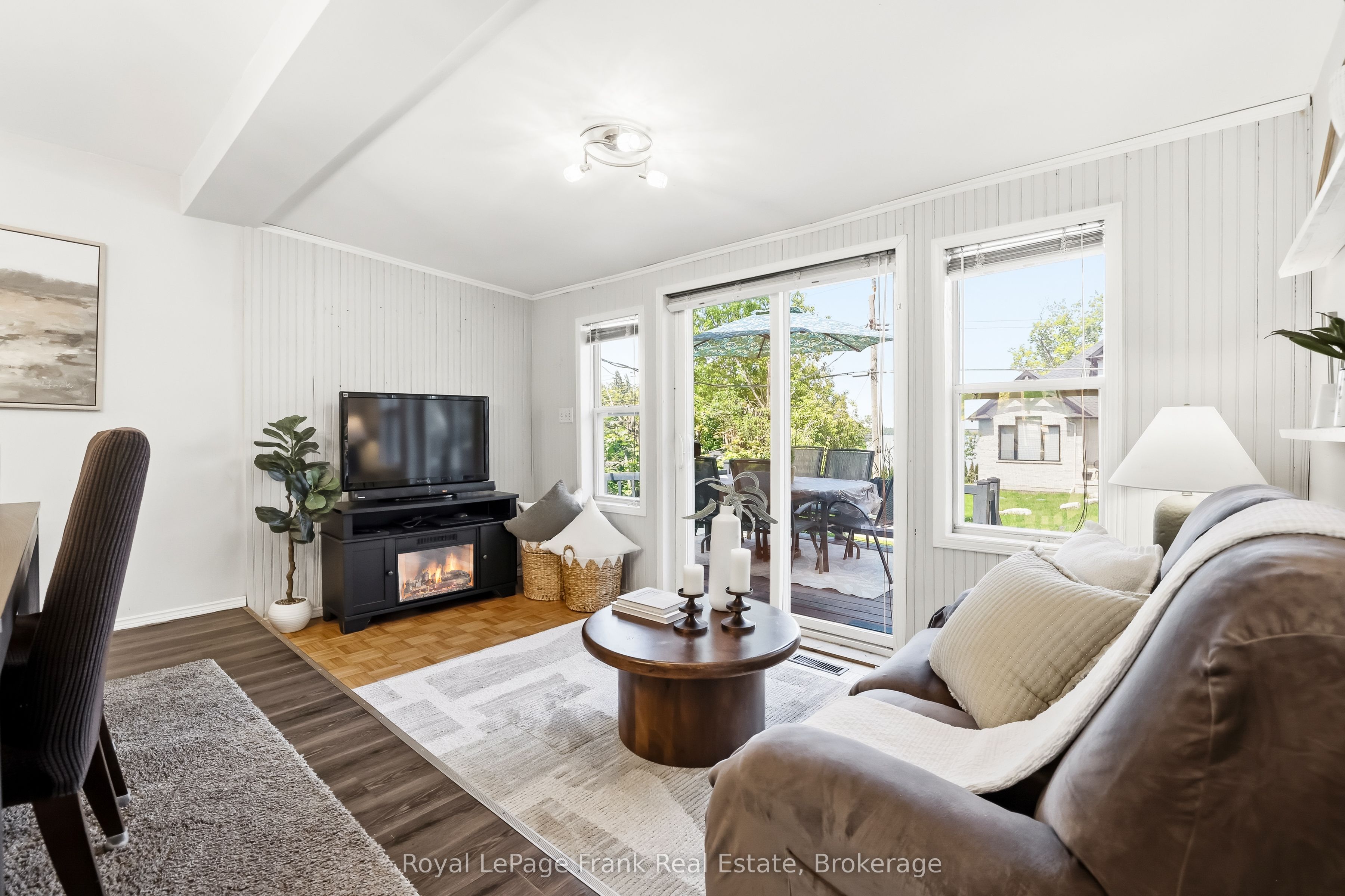 18 Armstrong Avenue Property Photo 19