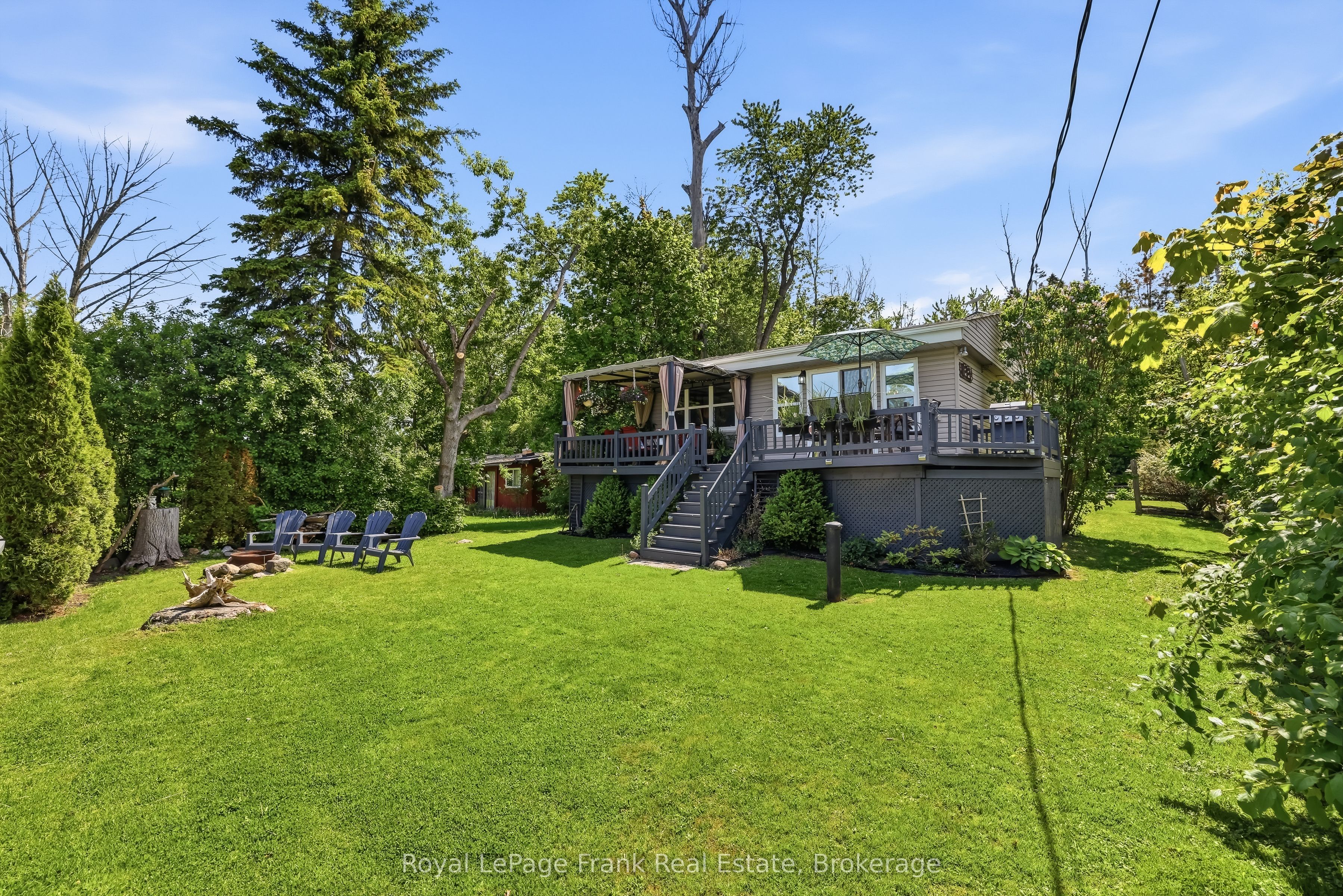 18 Armstrong Avenue Property Photo 41