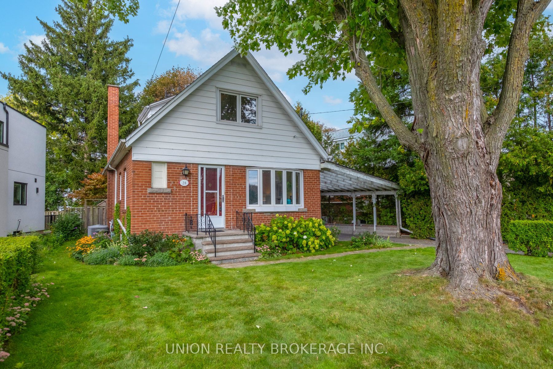 28 Singleton Road Property Photo 1
