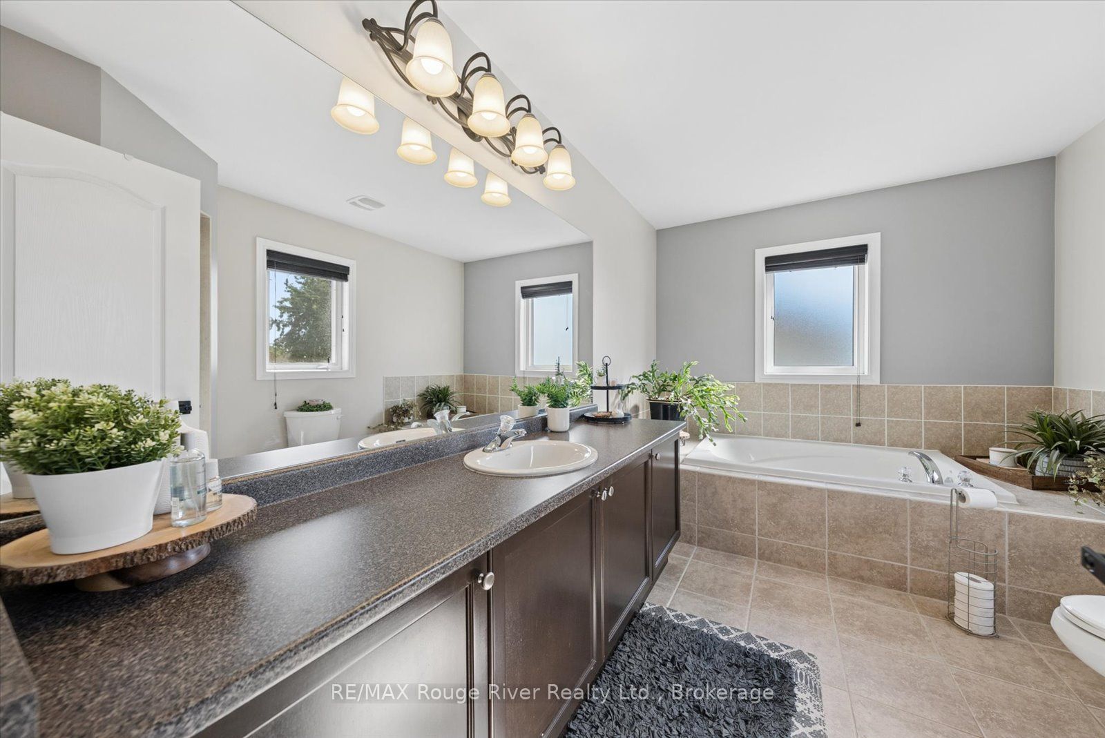 27 Bagnell Crescent Property Photo 22