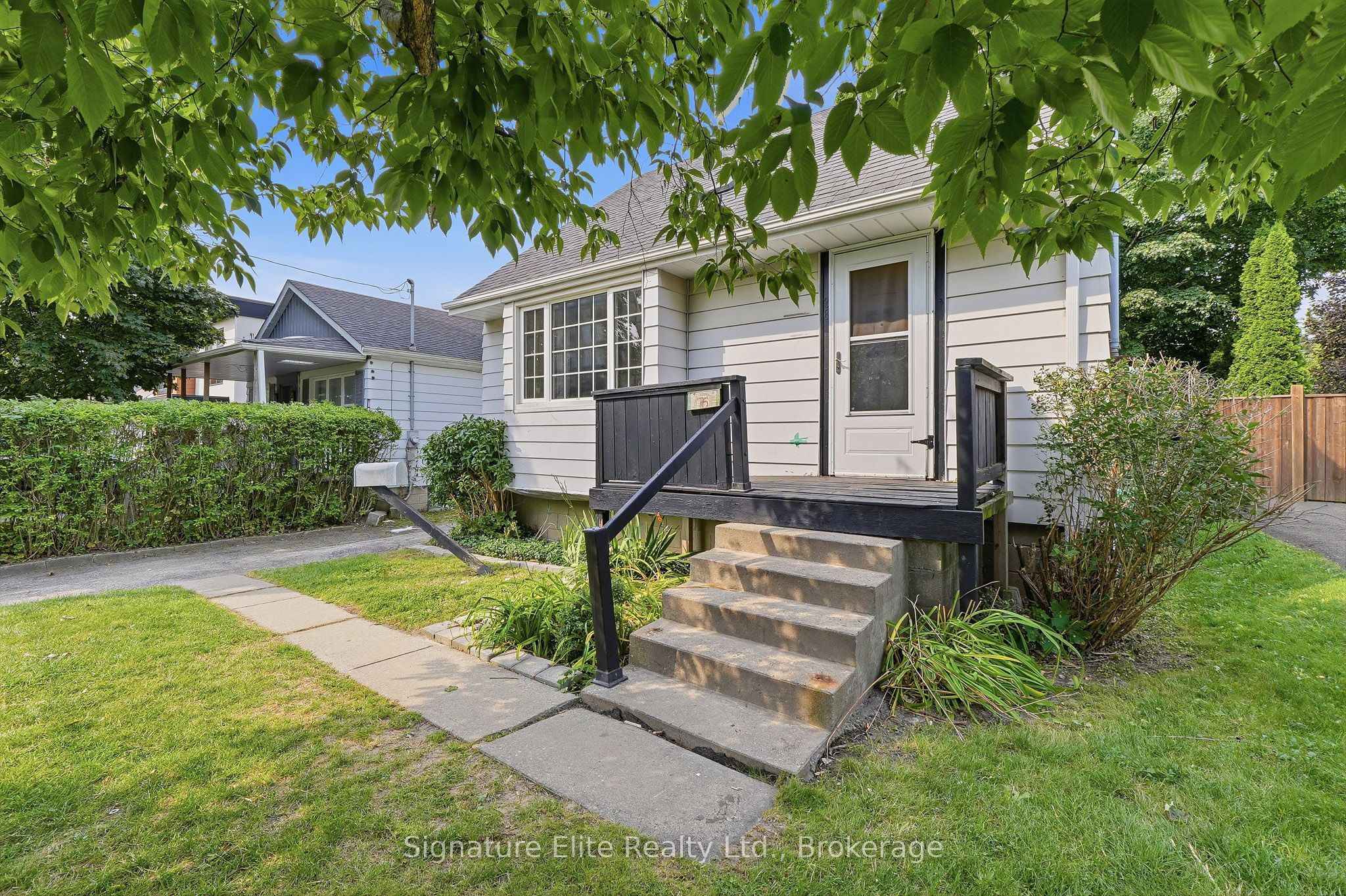 76 Harewood Avenue Property Photo 7