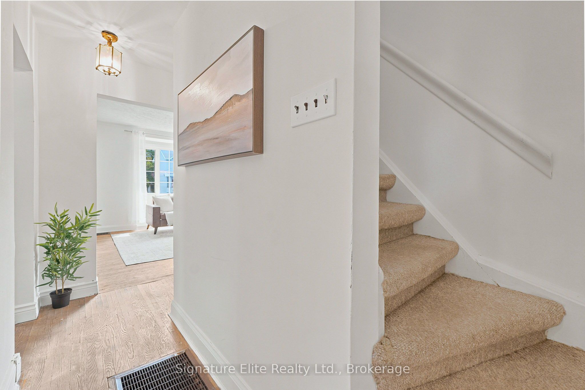 76 Harewood Avenue Property Photo 16