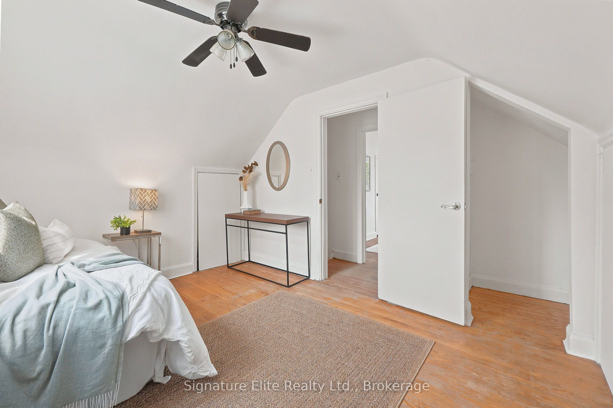 76 Harewood Avenue Property Photo 21