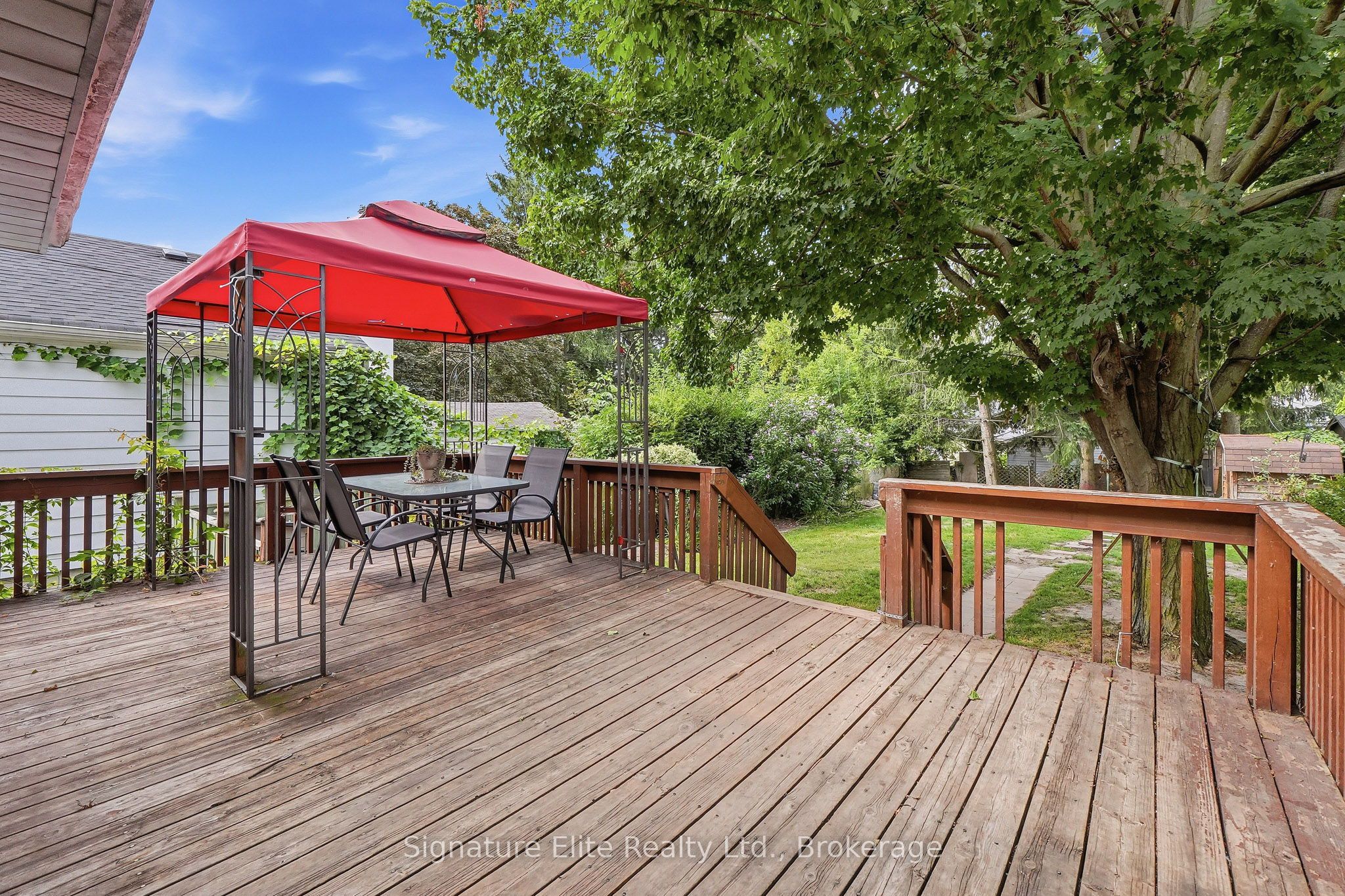 76 Harewood Avenue Property Photo 24