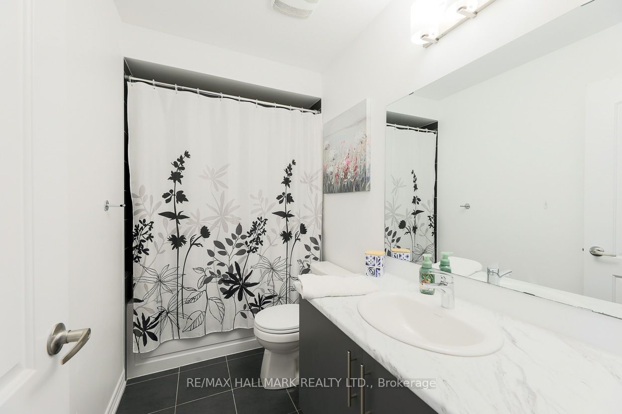 1090 Lockie Drive Property Photo 15