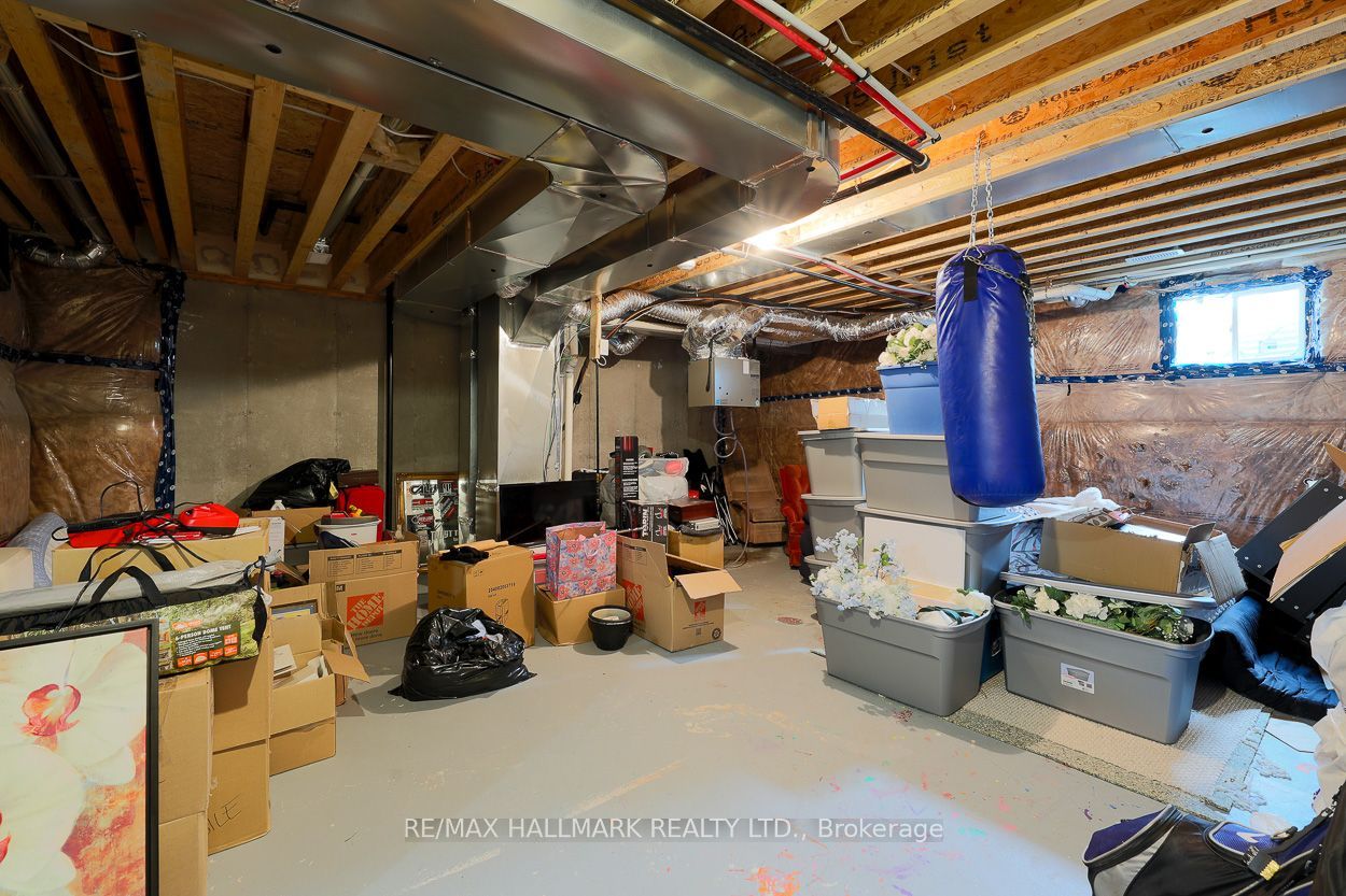 1090 Lockie Drive Property Photo 18