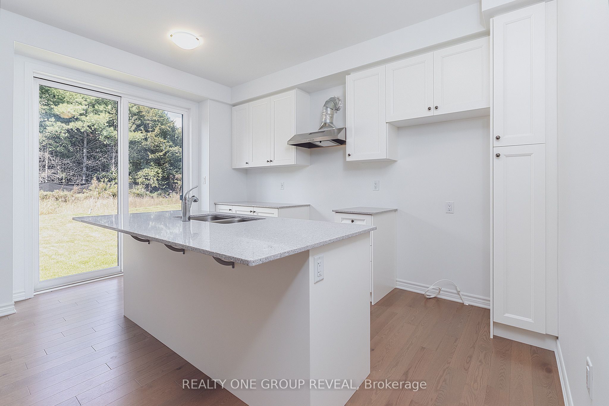 3418 Deepglade Path Property Photo 11