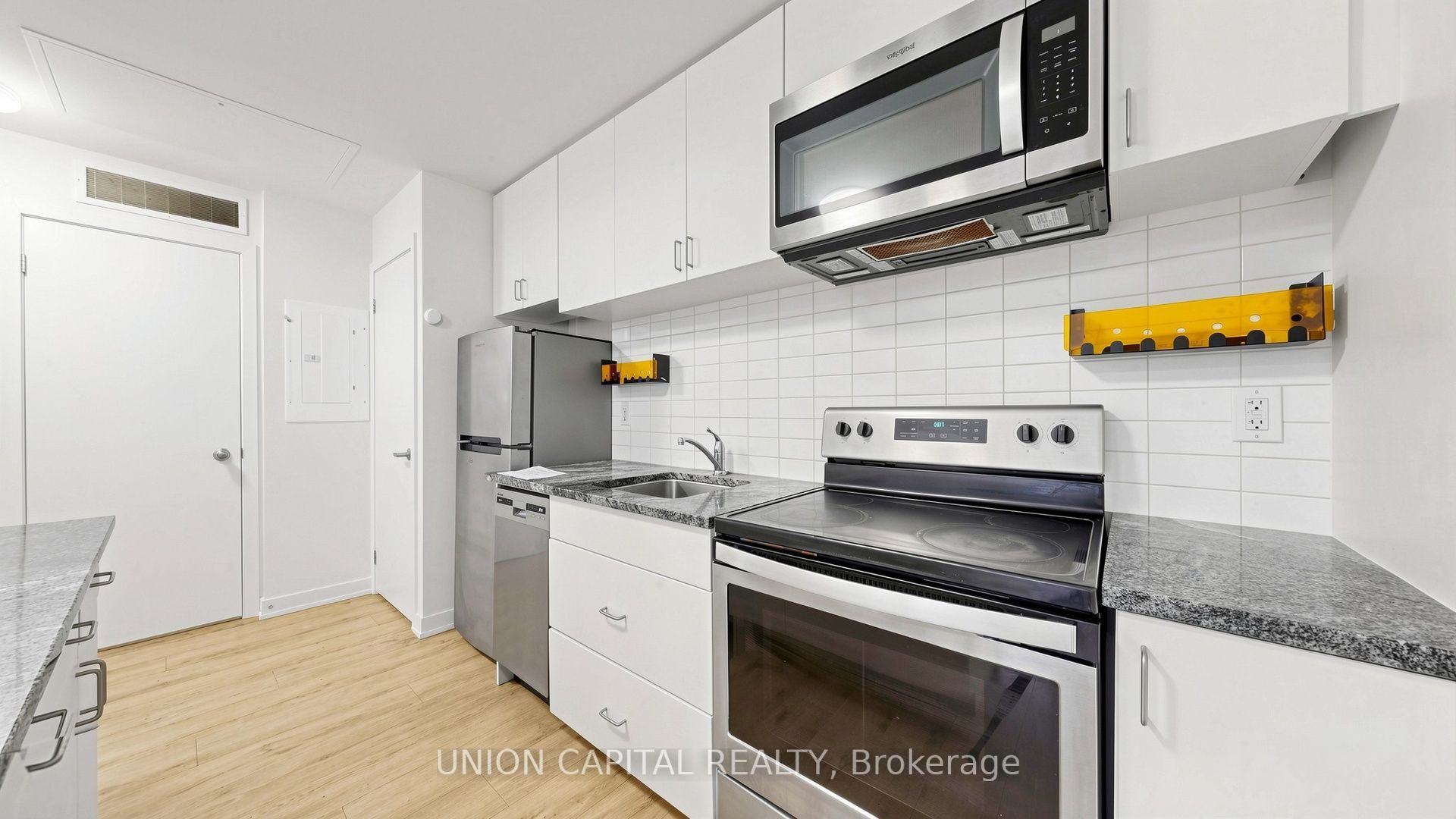 1740 Simcoe Street N 42 Property Photo 3