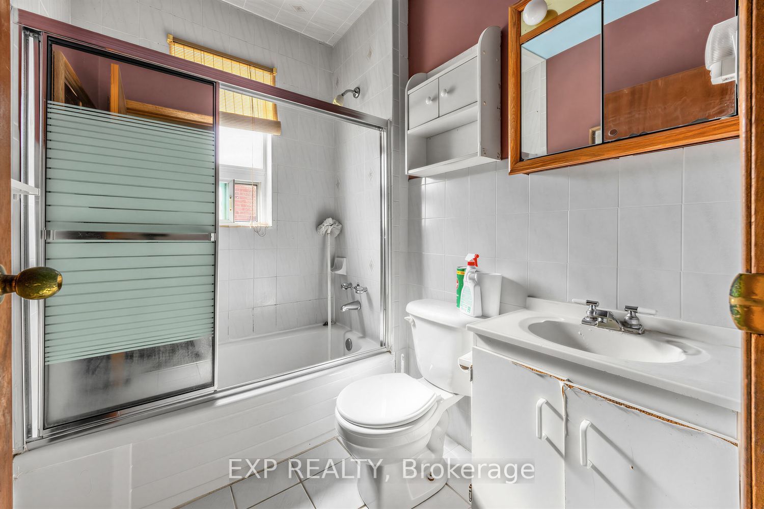 511 Carlaw Avenue Property Photo 14