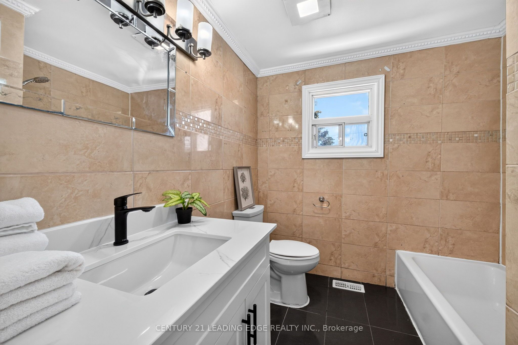 78 South Edgely Avenue Property Photo 31