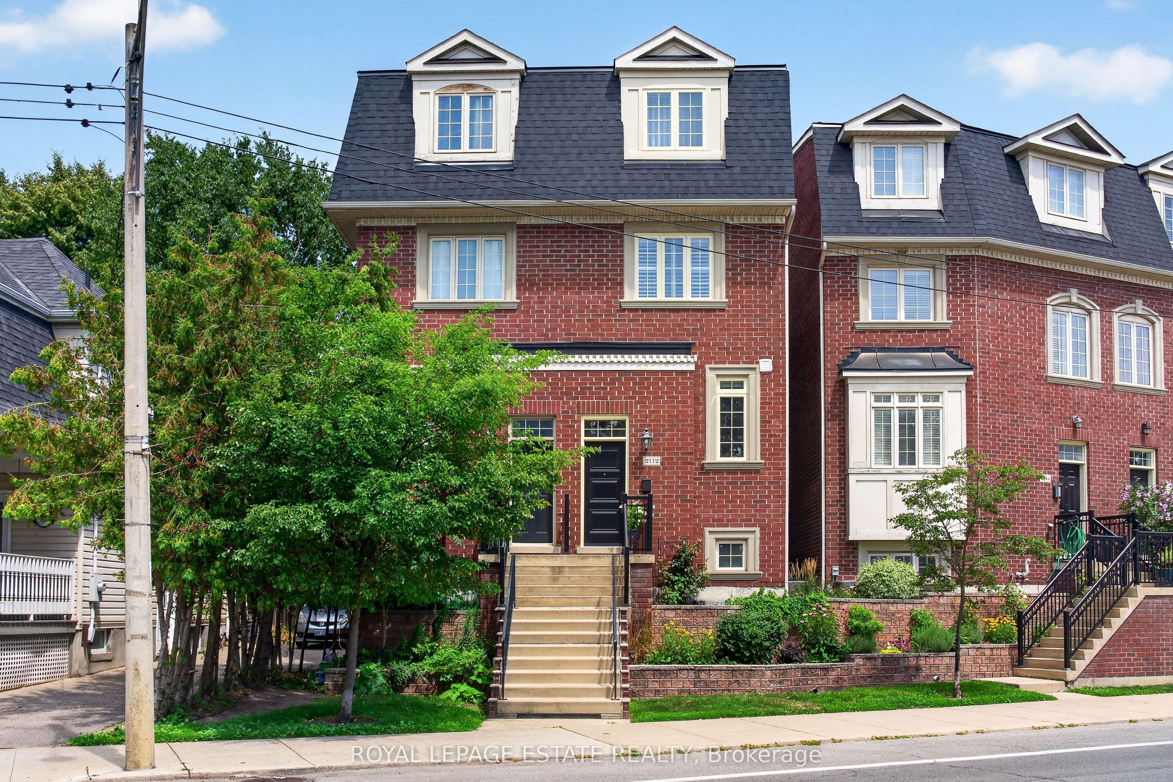 2112 Dundas Street E Property Photo 1