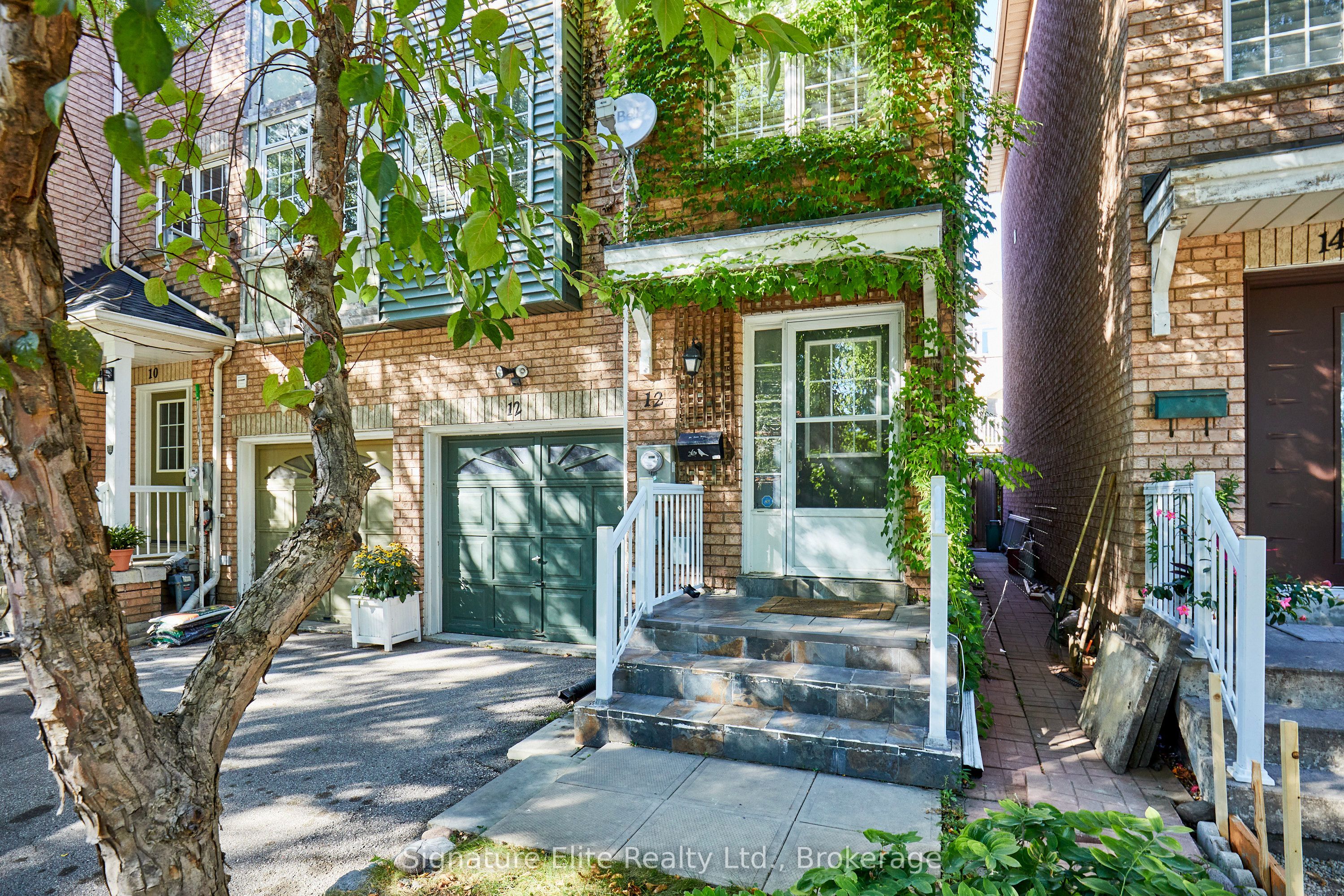12 Blair Street